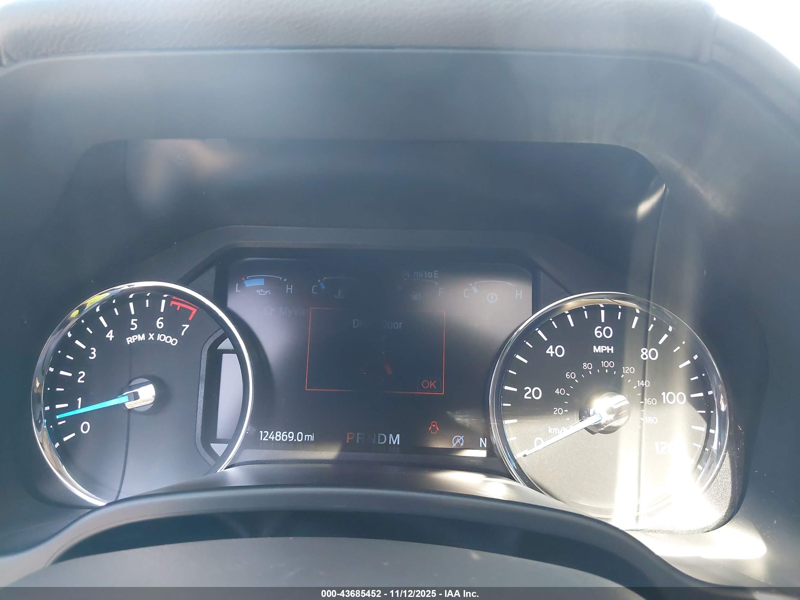 FORD EXPEDITION image 7
