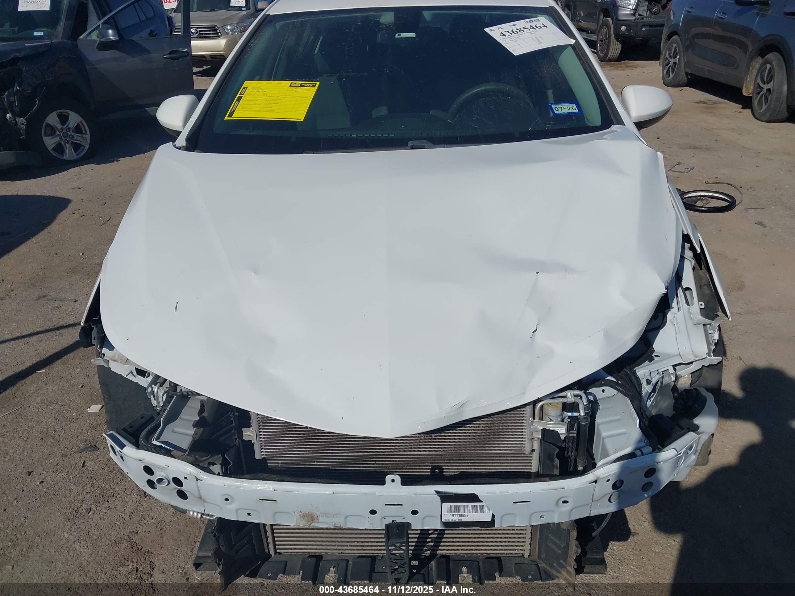 CHEVROLET CRUZE image 6