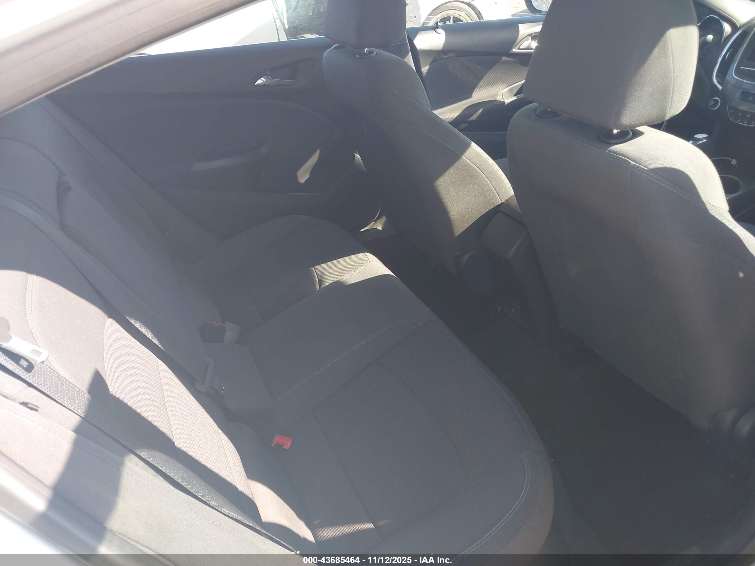 CHEVROLET CRUZE image 8