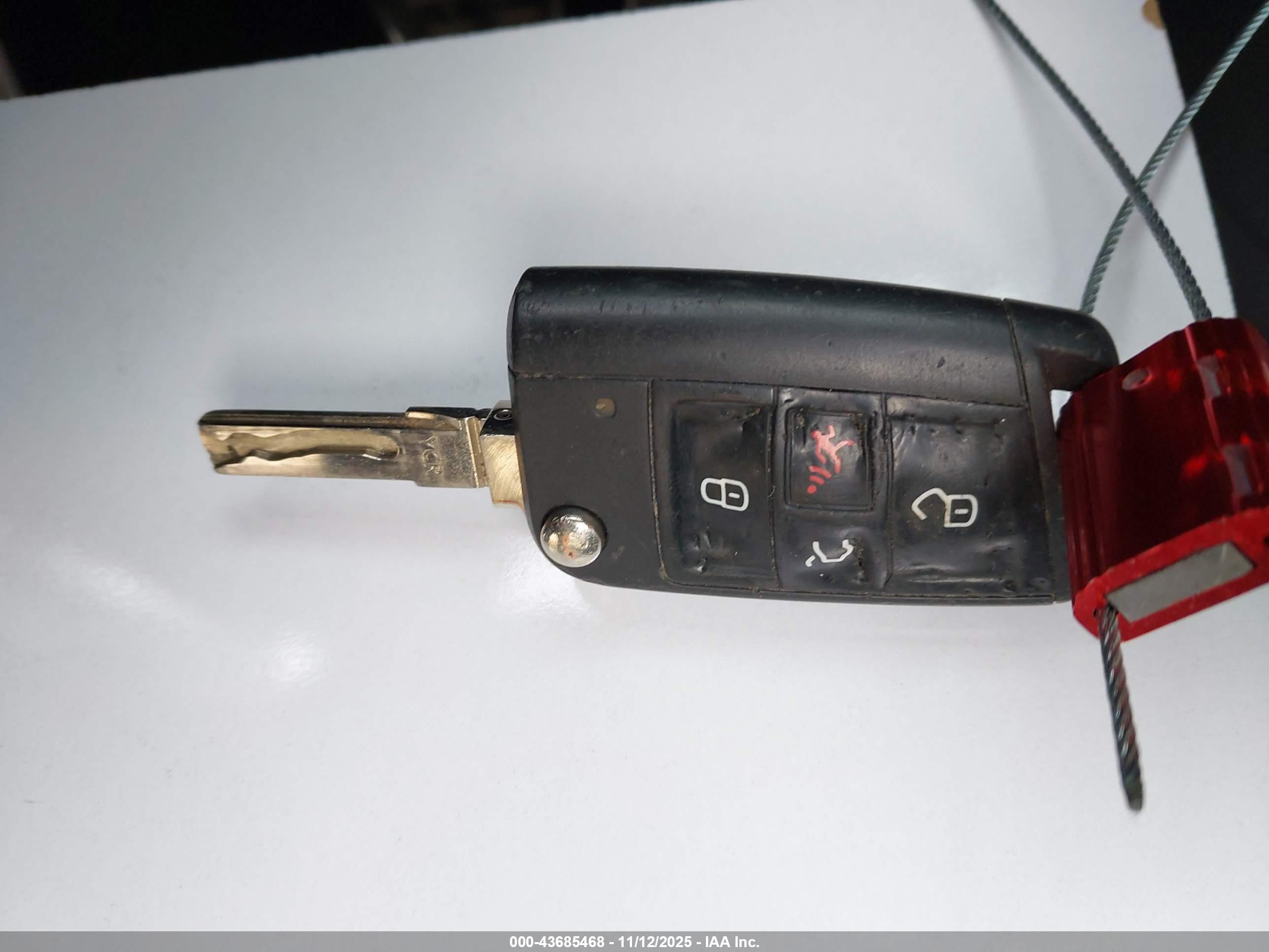 VOLKSWAGEN GOLF image 11