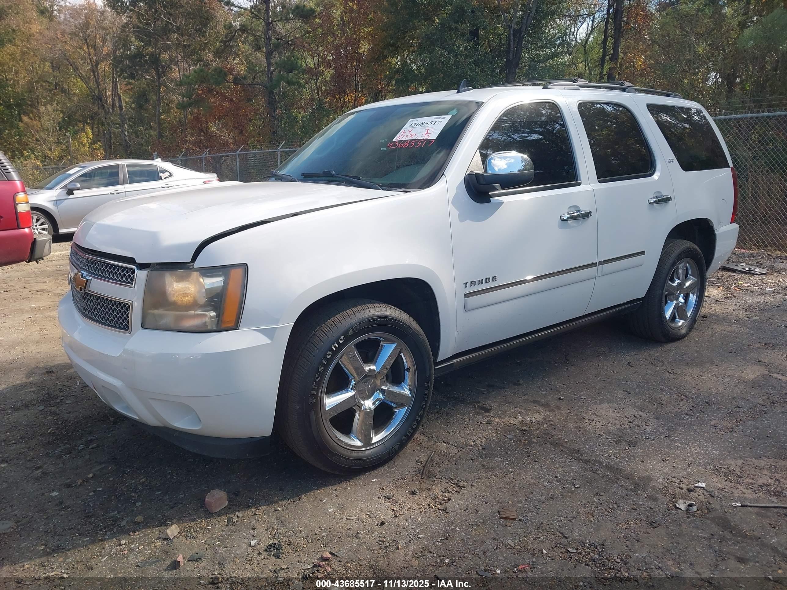 CHEVROLET TAHOE image 2