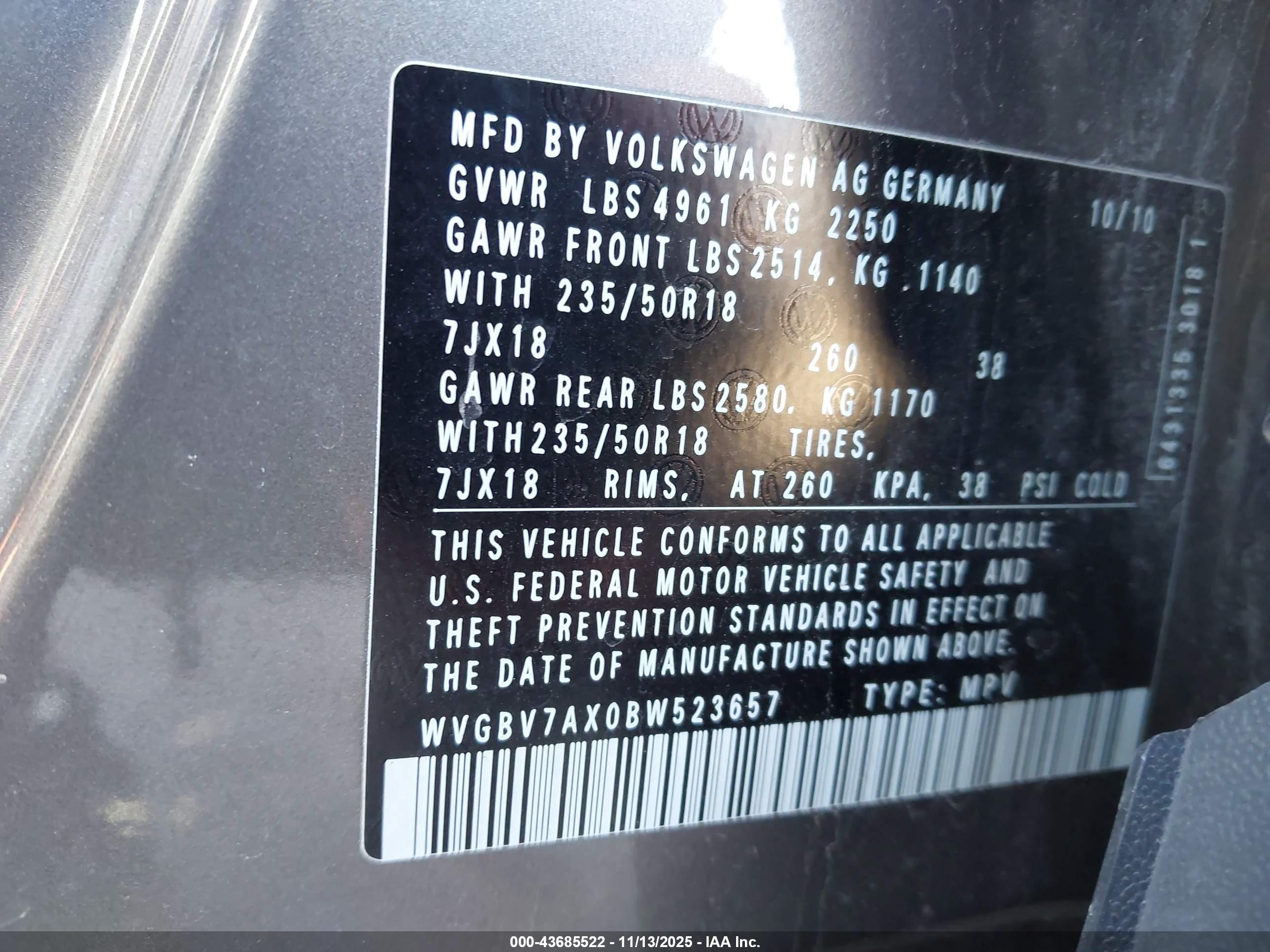 VOLKSWAGEN TIGUAN image 9