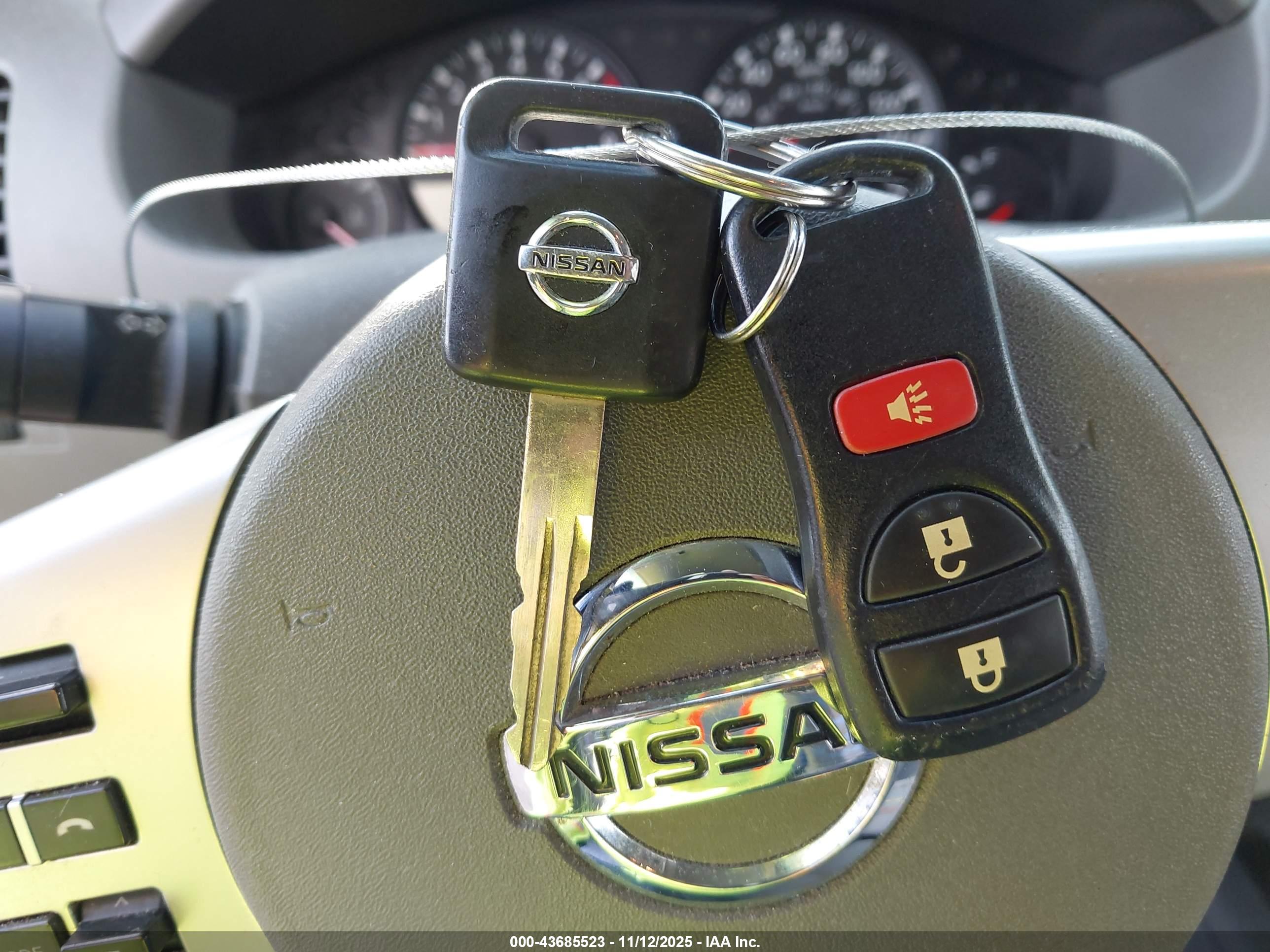 NISSAN FRONTIER image 11