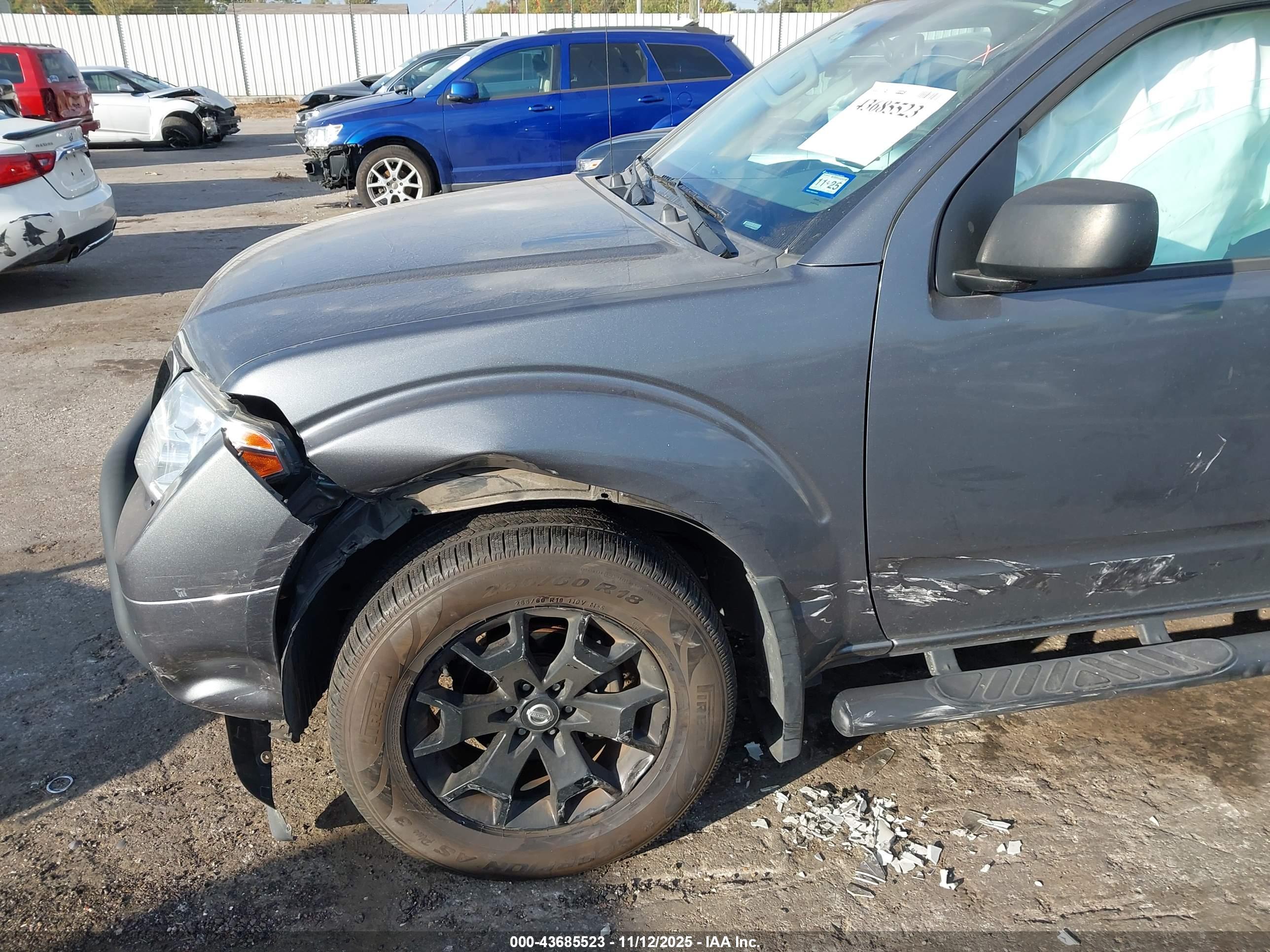 NISSAN FRONTIER image 6