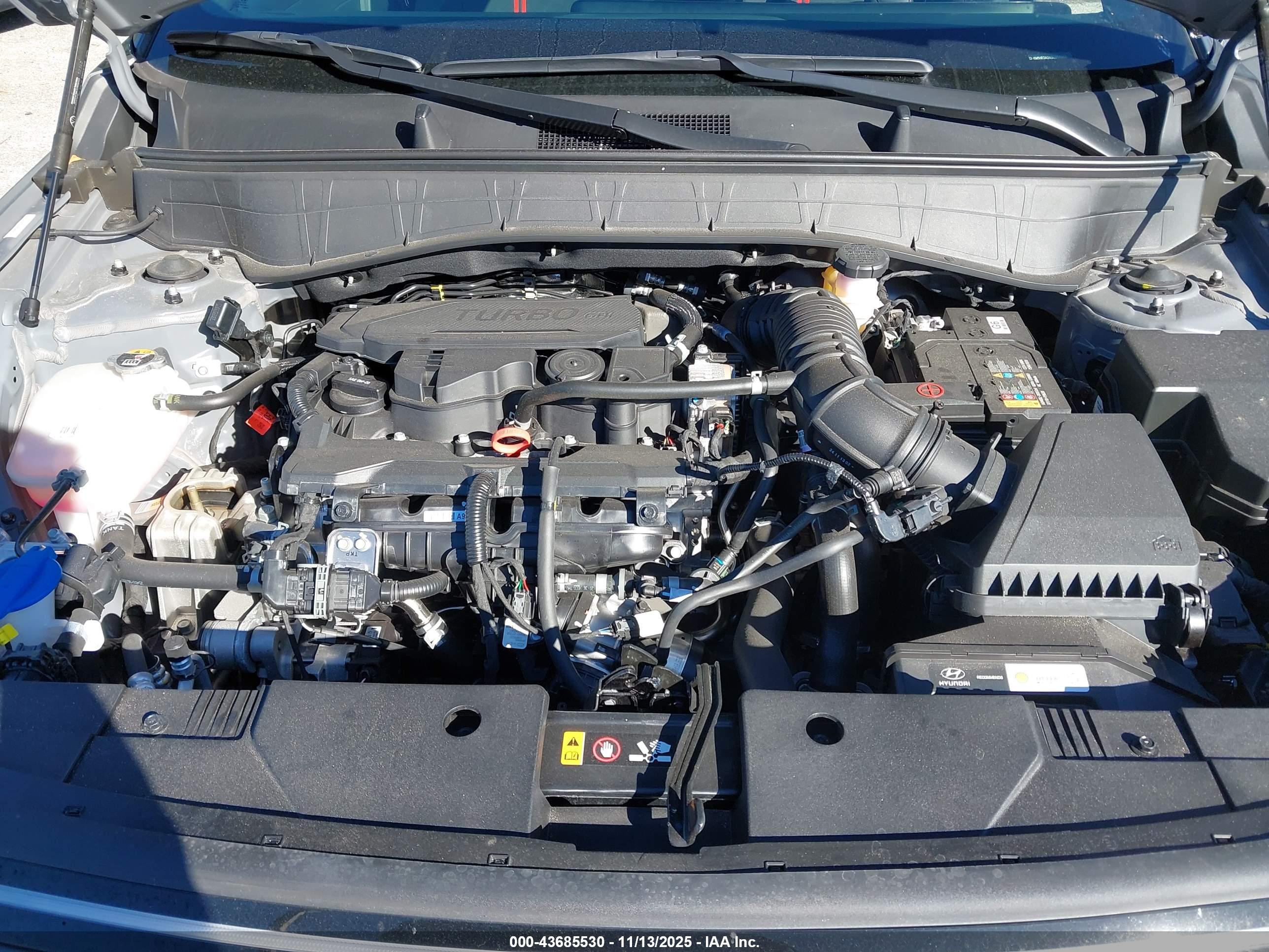 HYUNDAI KONA image 10