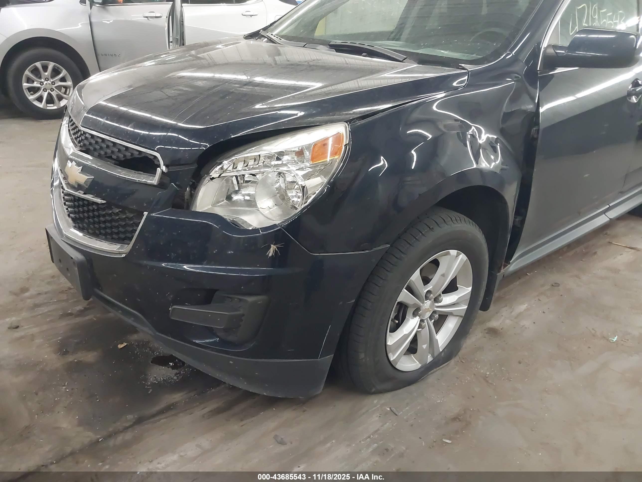 CHEVROLET EQUINOX image 6