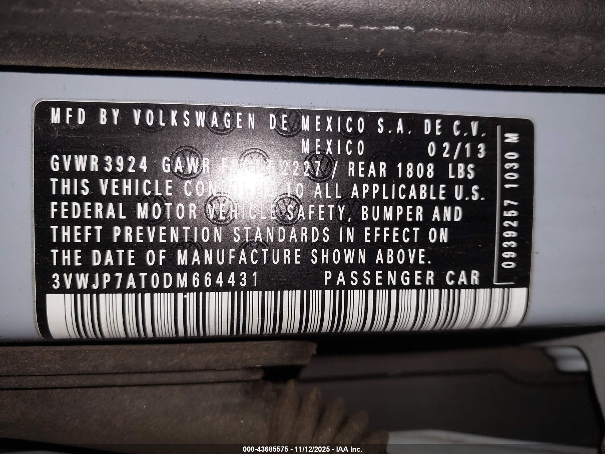 VOLKSWAGEN BEETLE image 9
