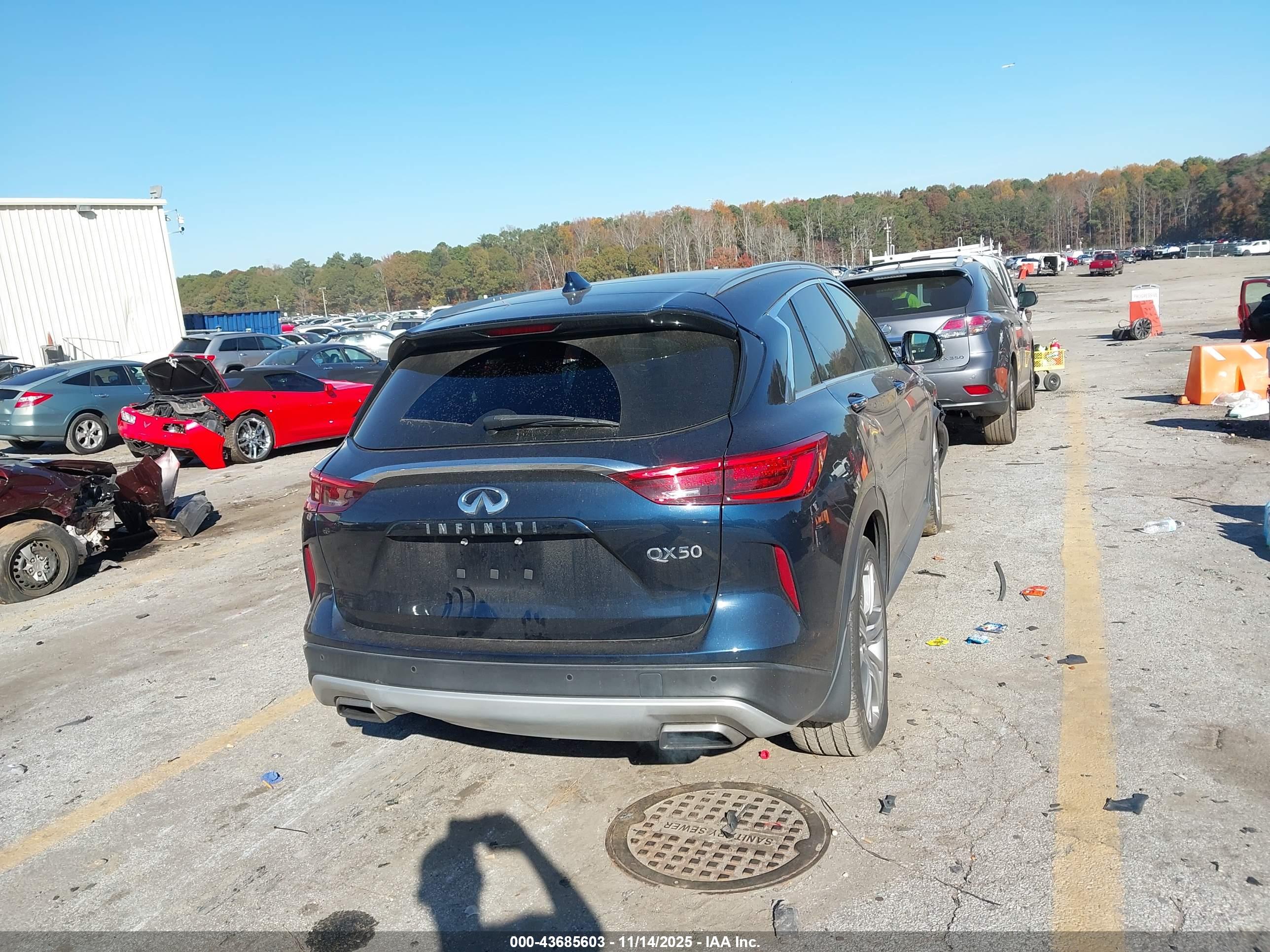 INFINITI QX50 image 4