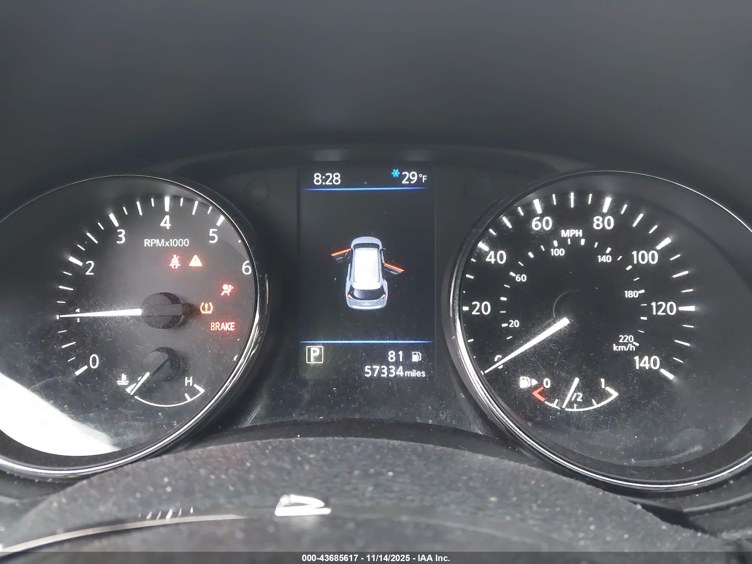 NISSAN ROGUE image 7