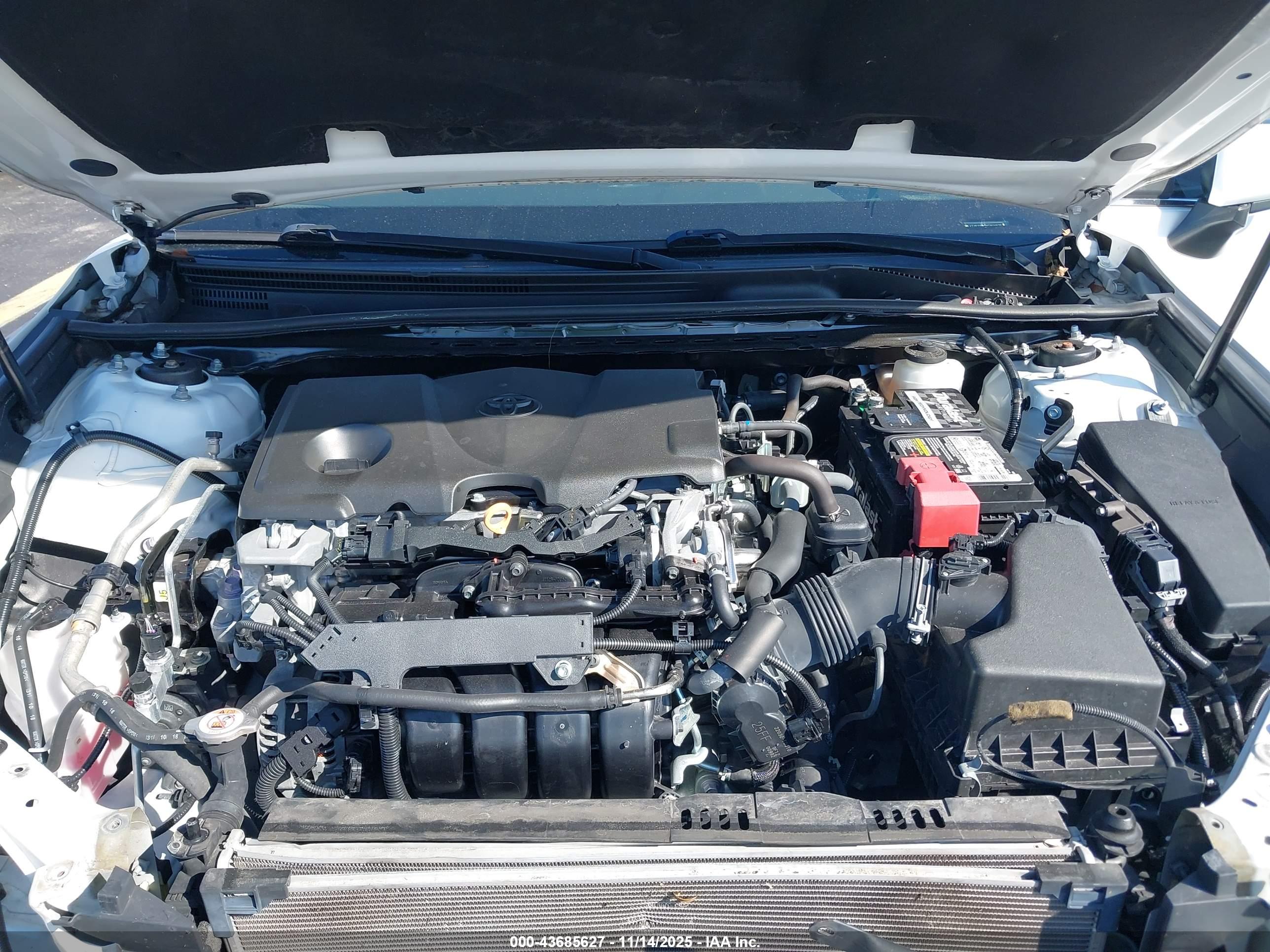 TOYOTA CAMRY image 10