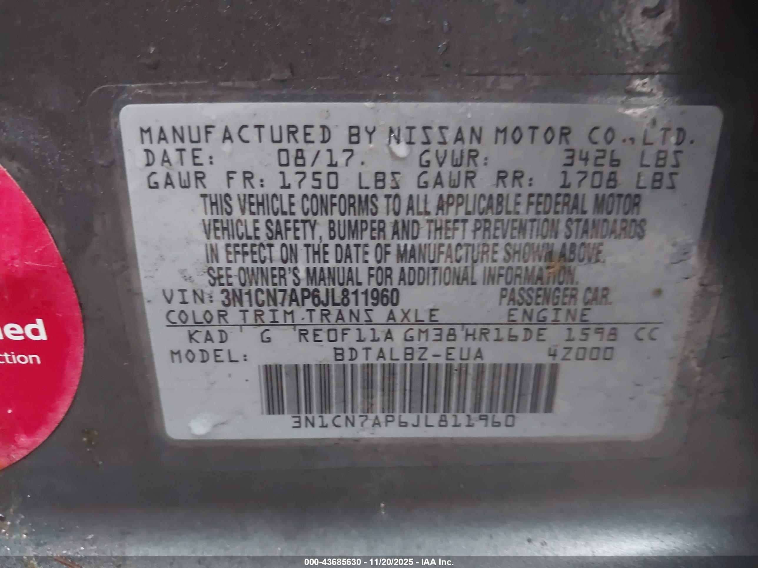 NISSAN VERSA image 9