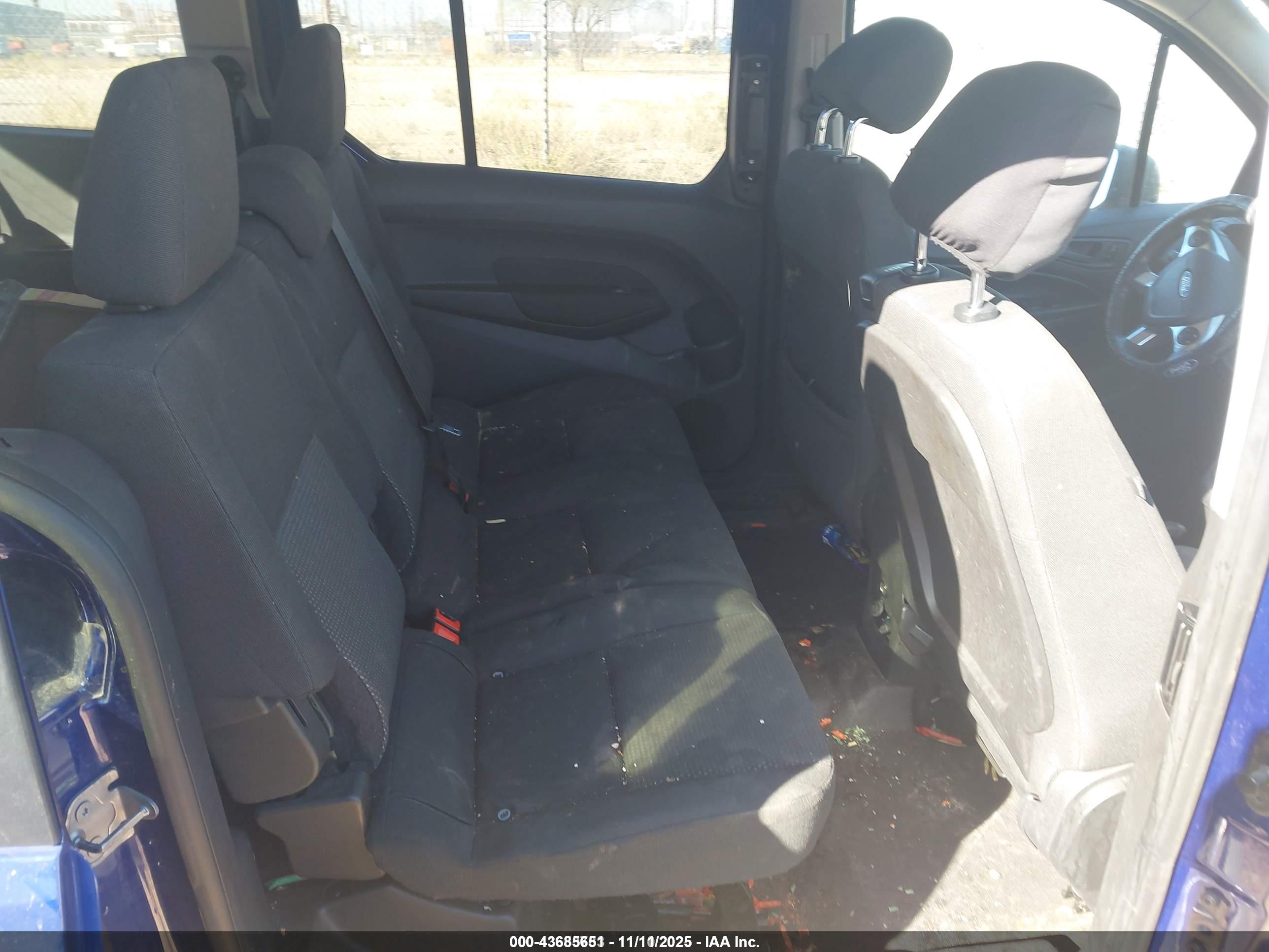 FORD TRANSIT image 8