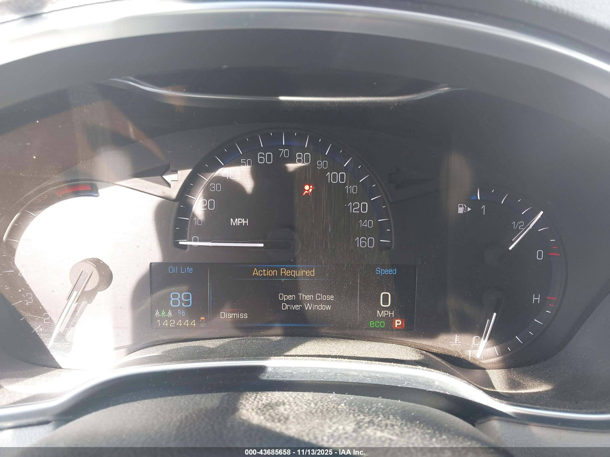 CADILLAC SRX image 7