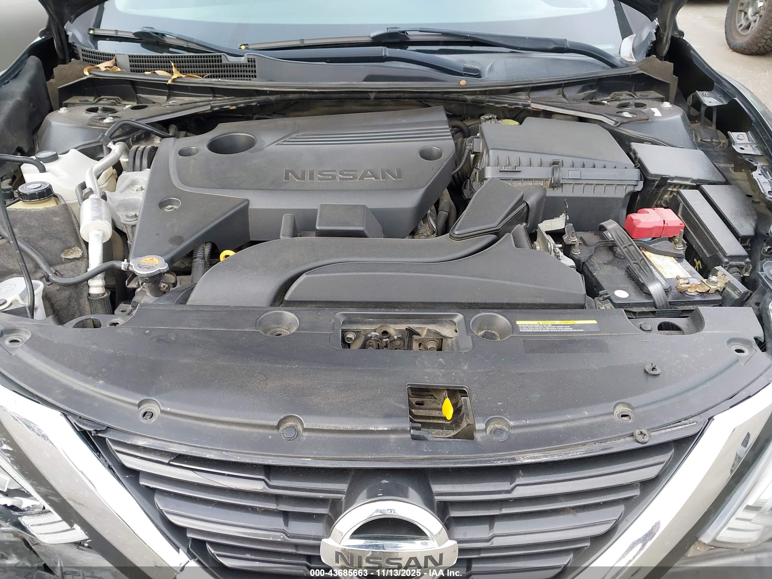 NISSAN ALTIMA image 10