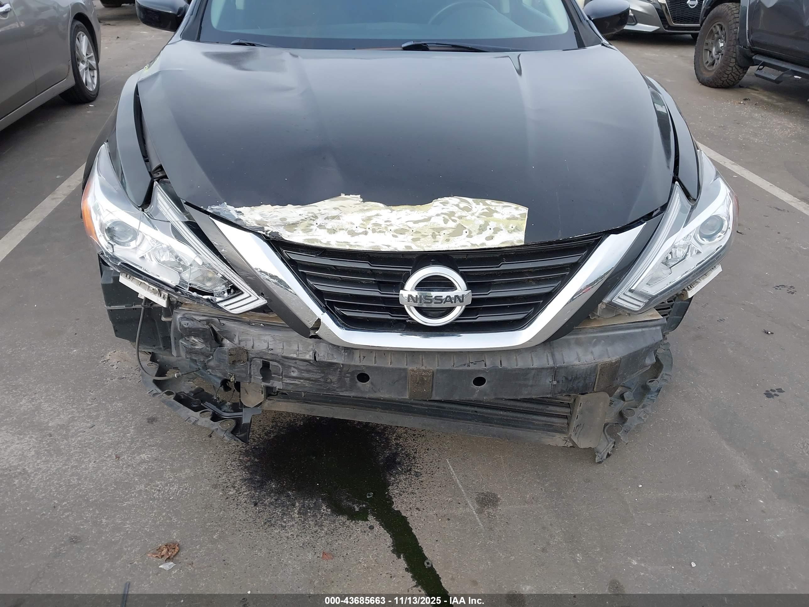 NISSAN ALTIMA image 6
