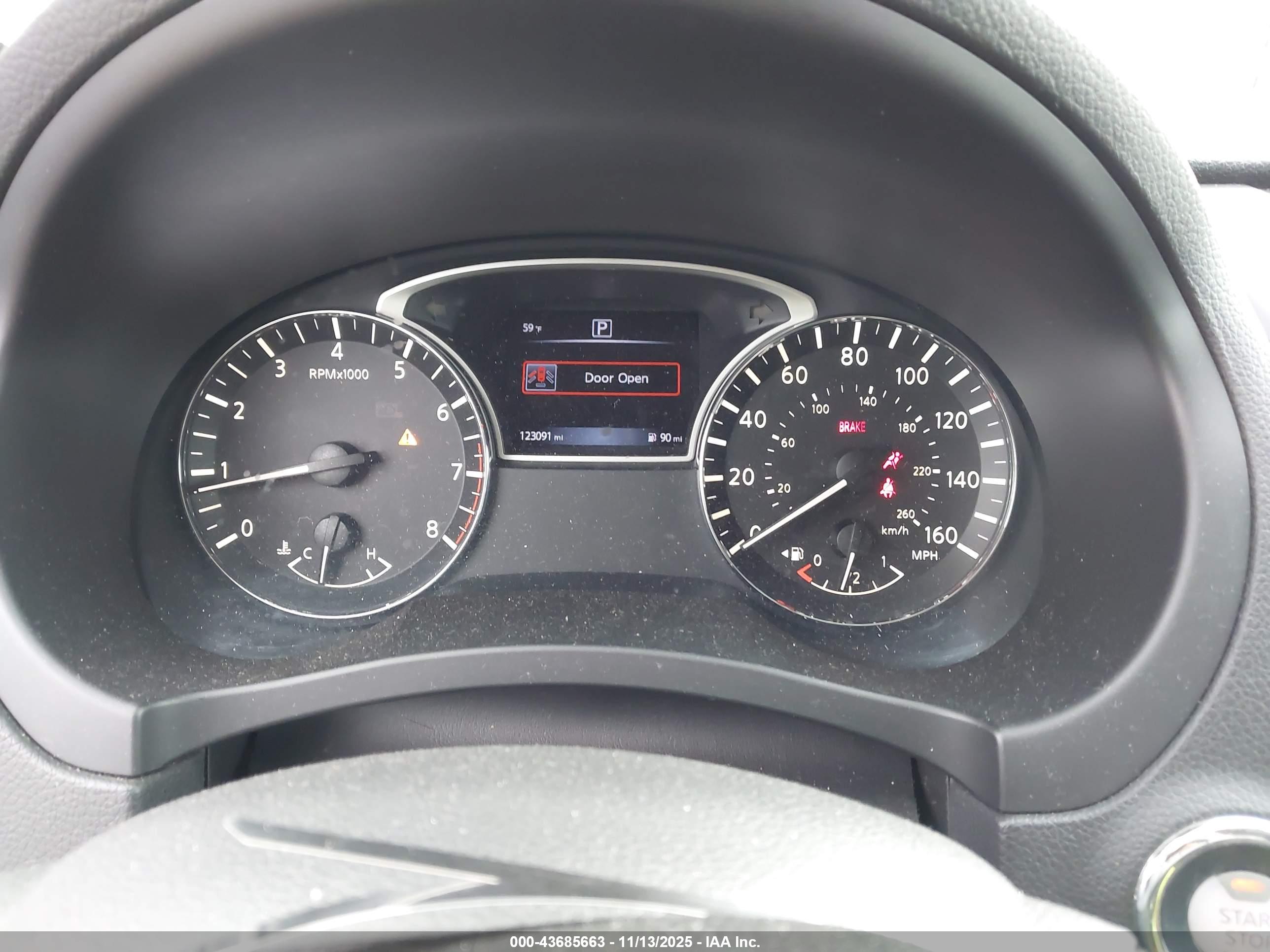 NISSAN ALTIMA image 7