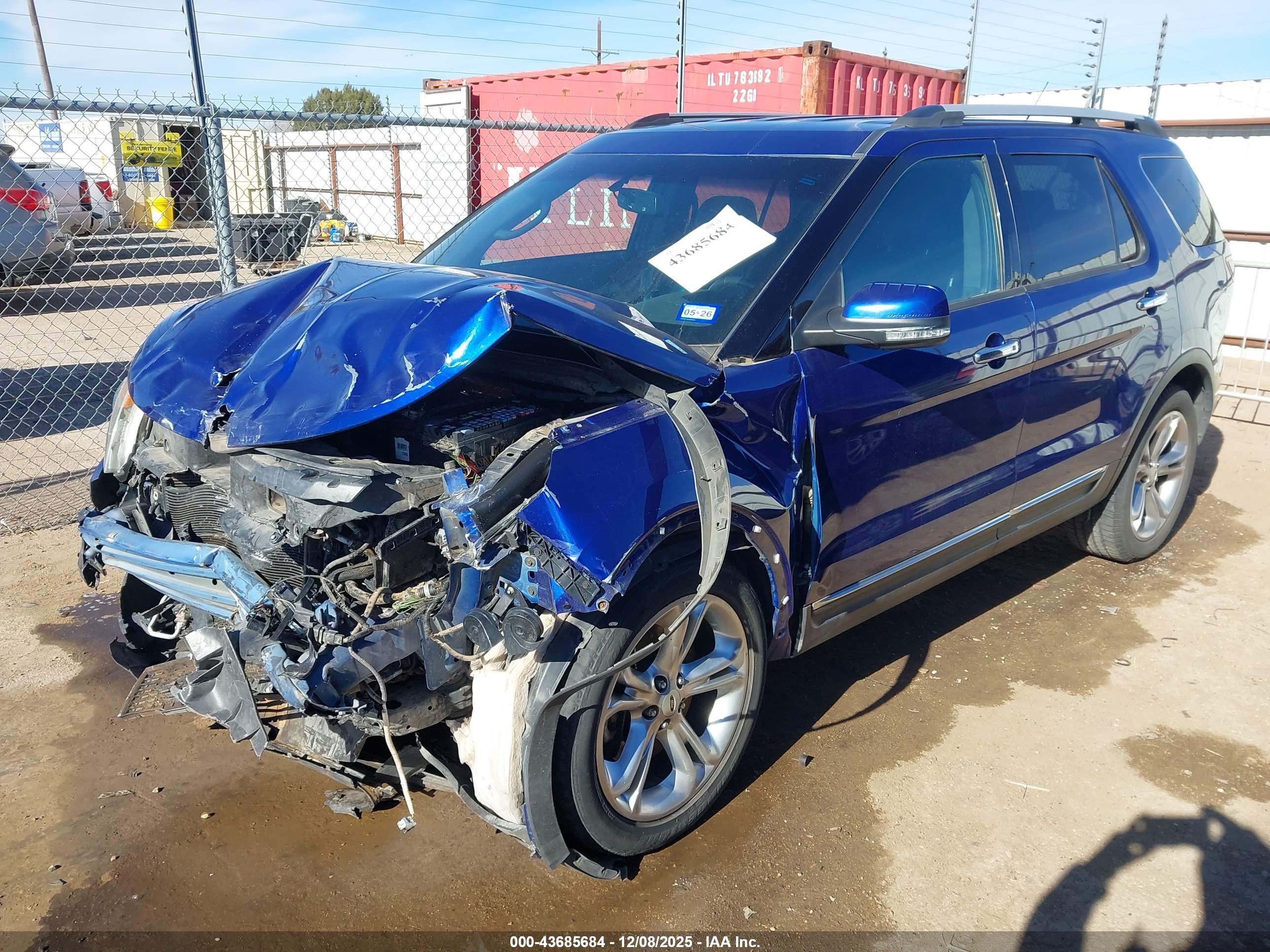 FORD EXPLORER image 2