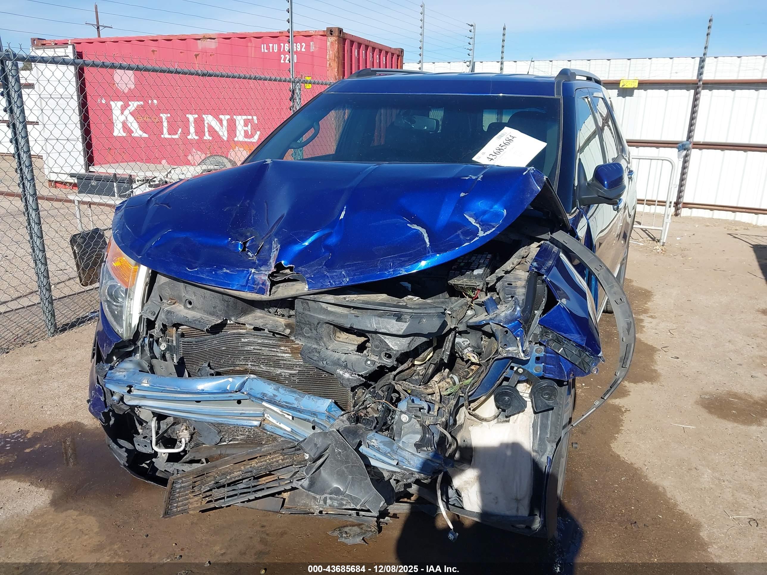 FORD EXPLORER image 6