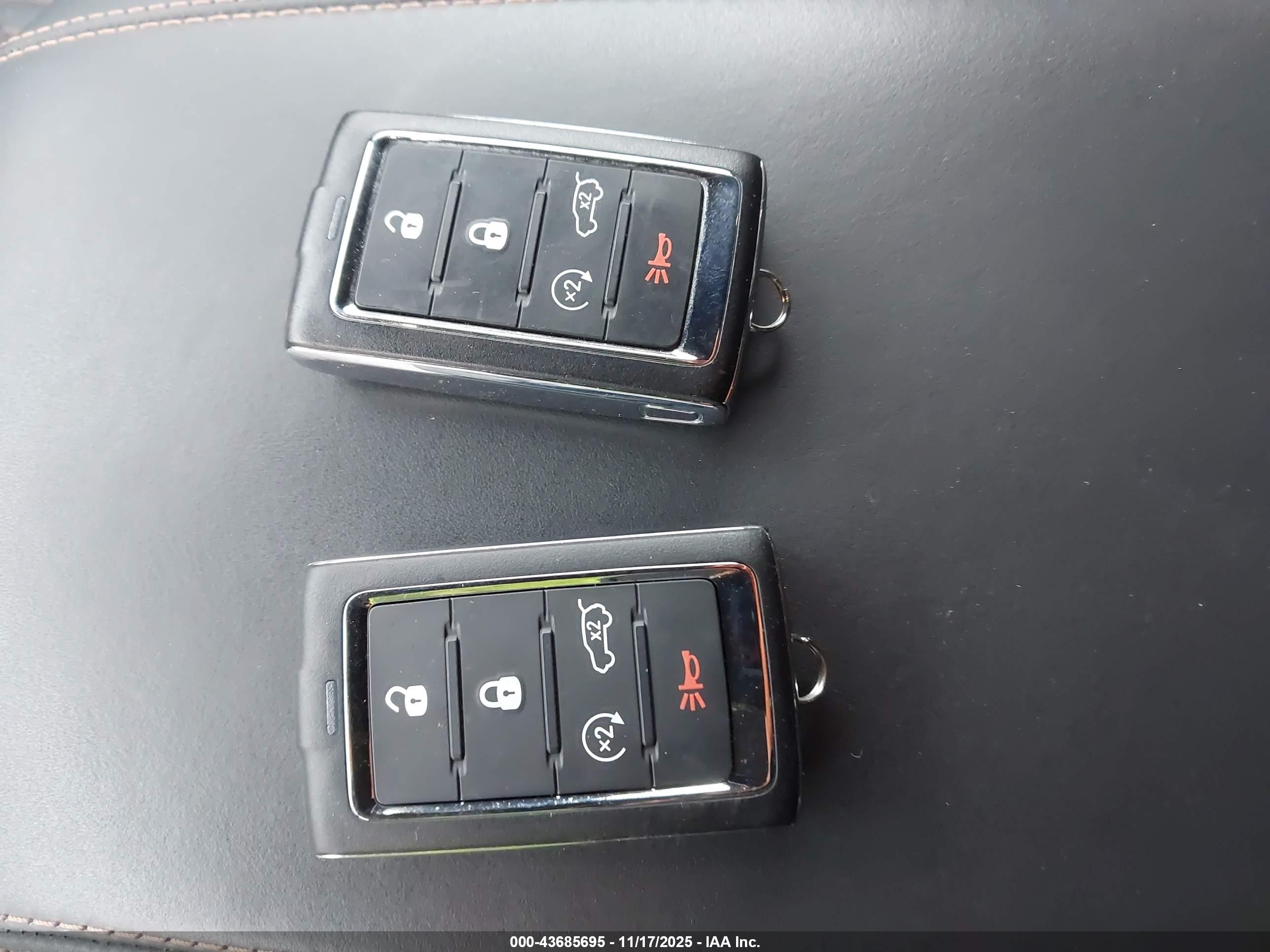 JEEP GRAND image 11