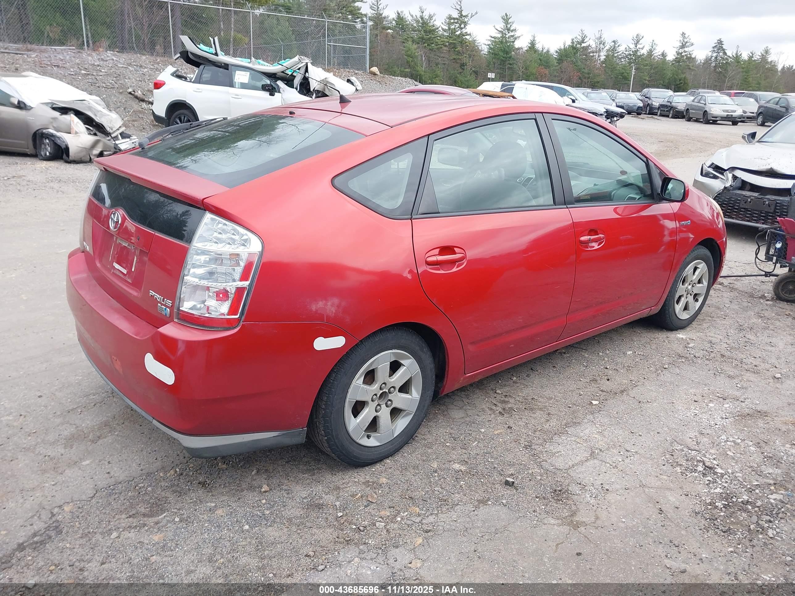 TOYOTA PRIUS image 4