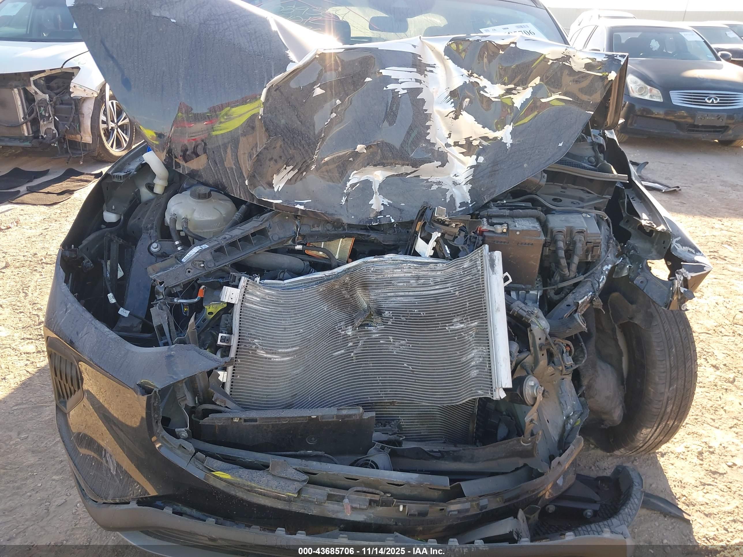 FORD ESCAPE image 6