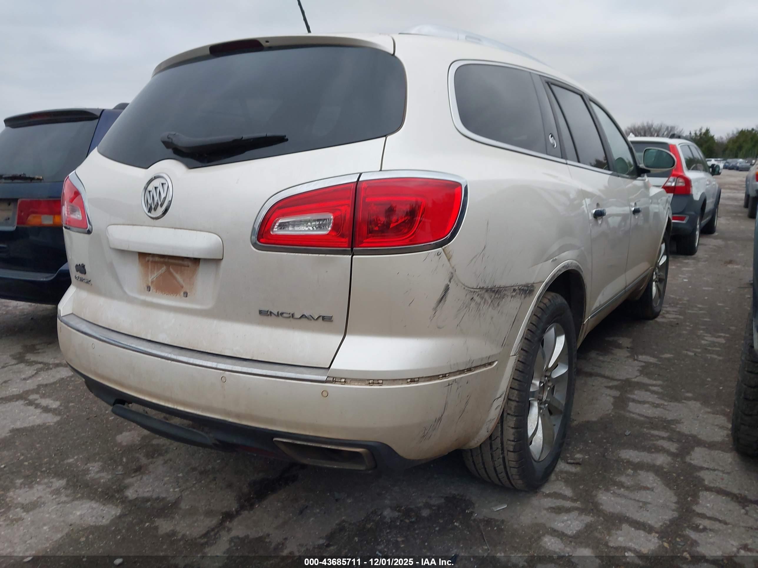 BUICK ENCLAVE image 4