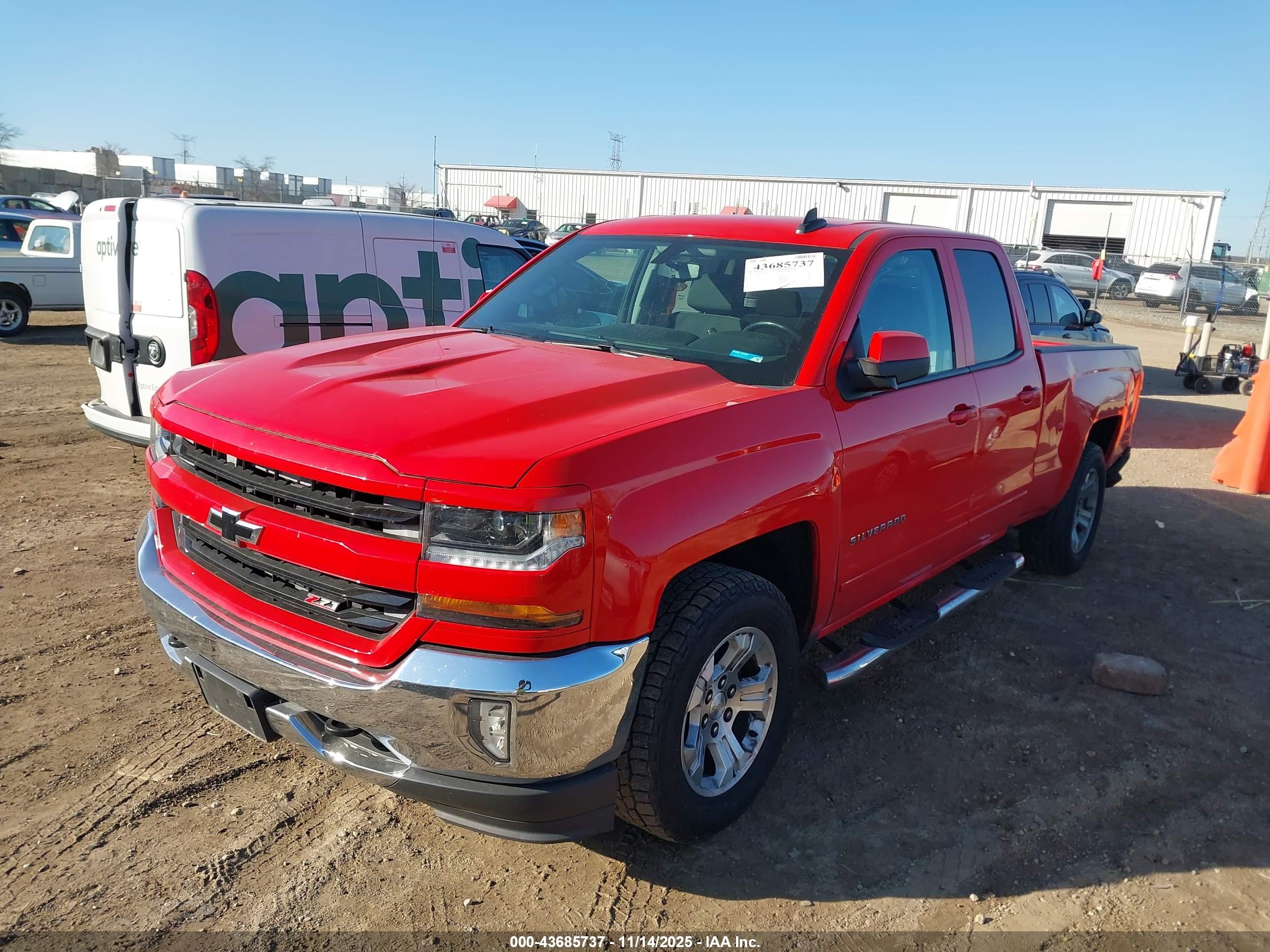 CHEVROLET SILVERADO image 2