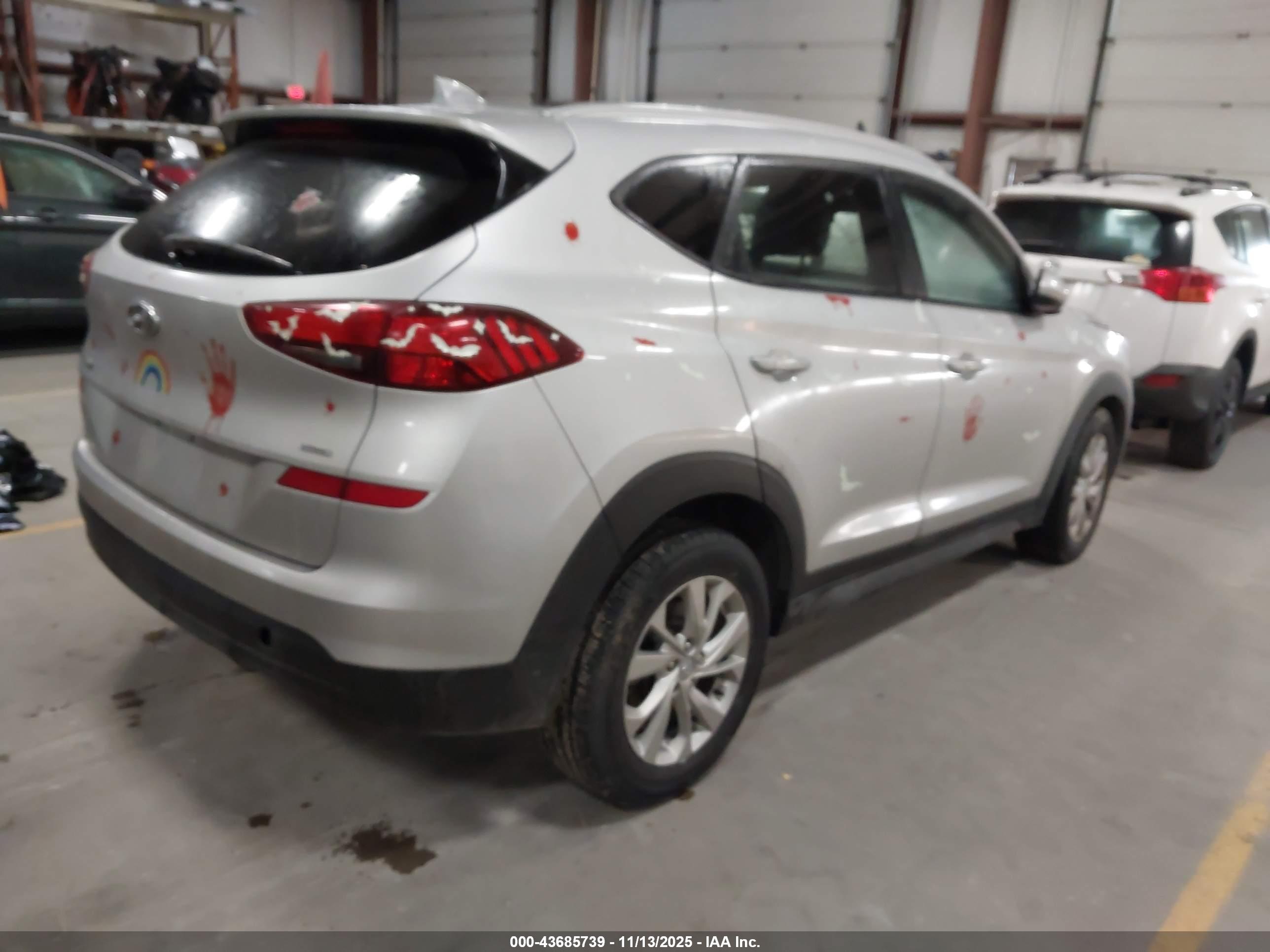 HYUNDAI TUCSON image 4