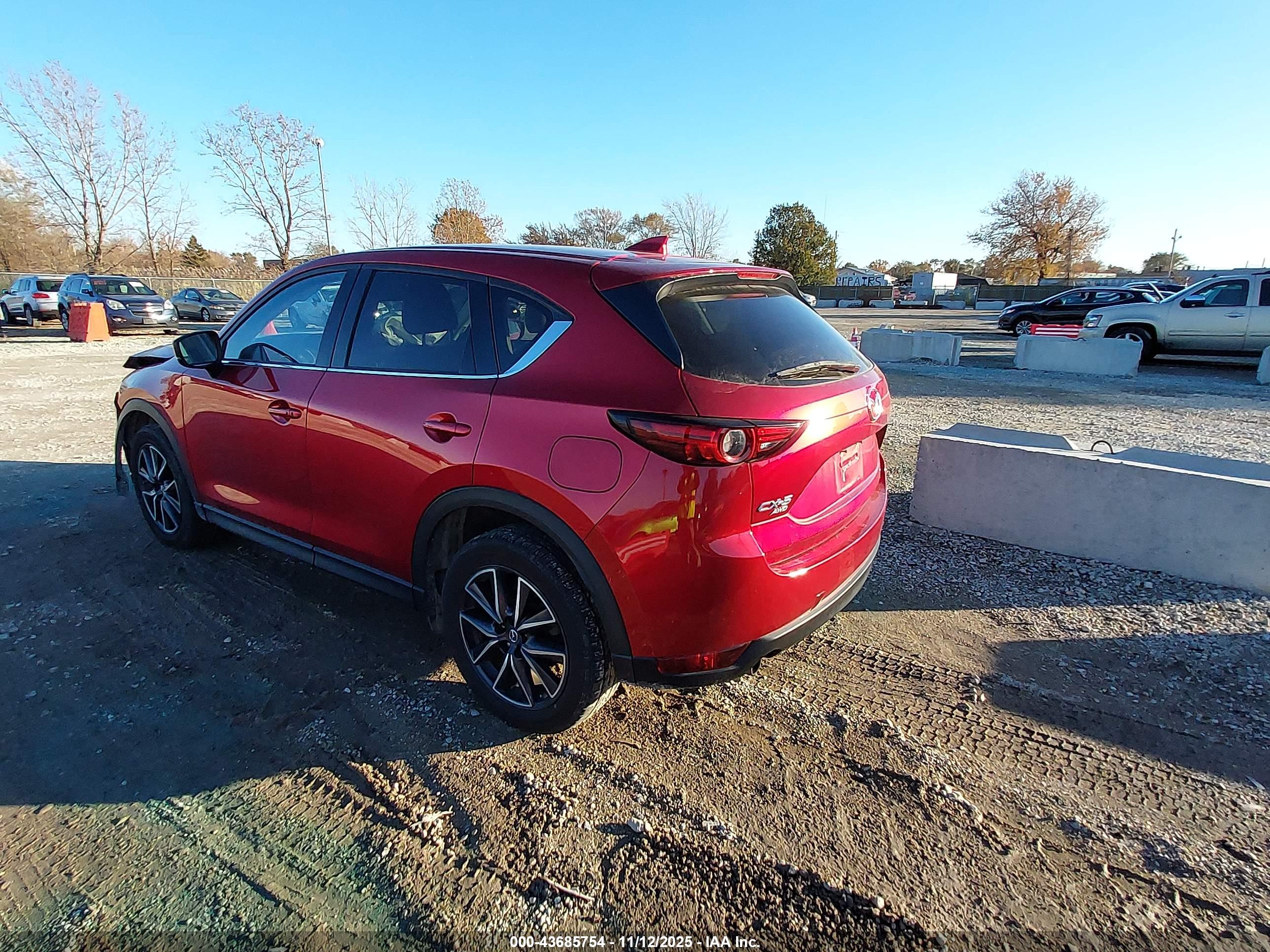 MAZDA CX-5 image 3