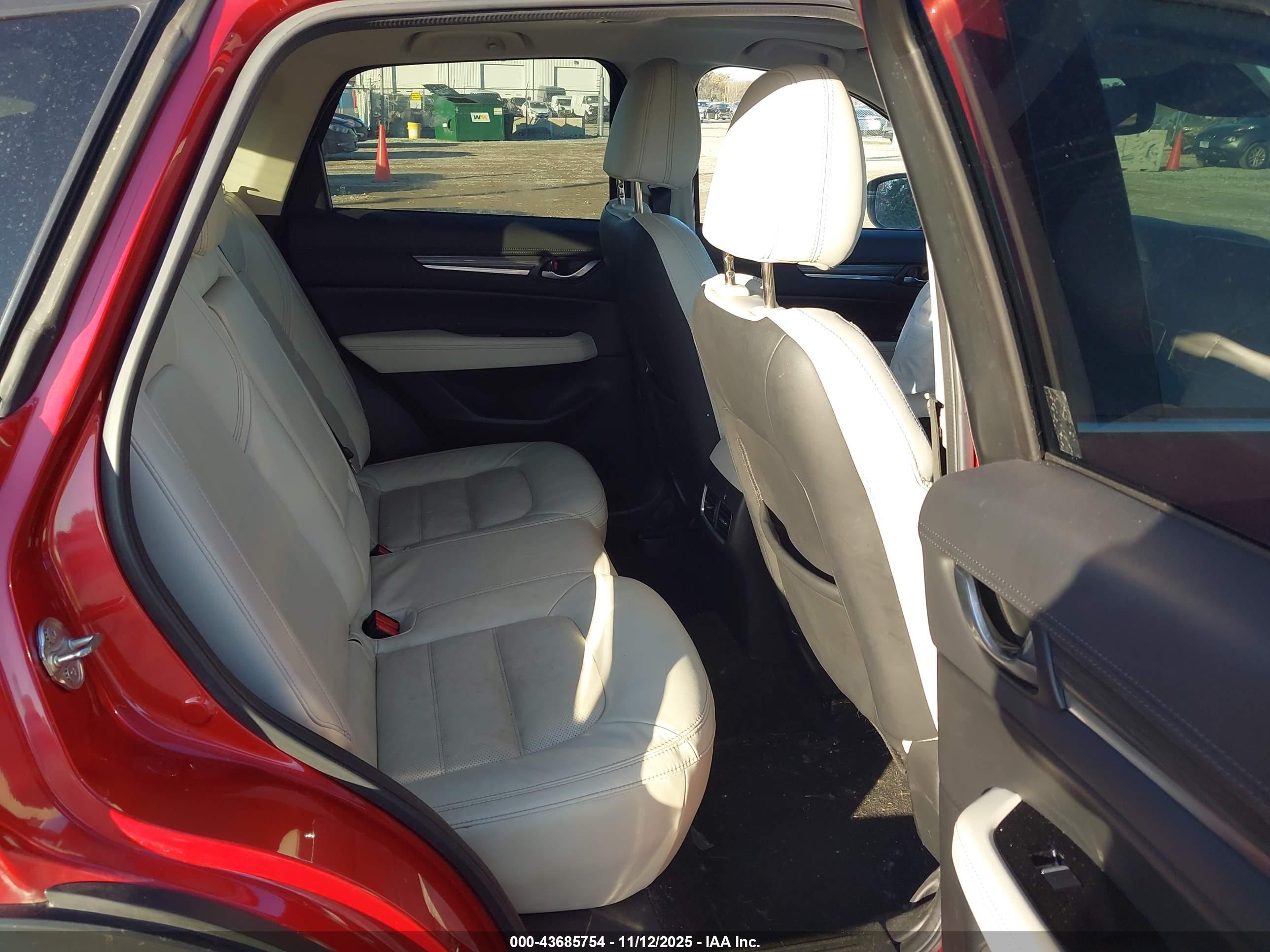 MAZDA CX-5 image 8