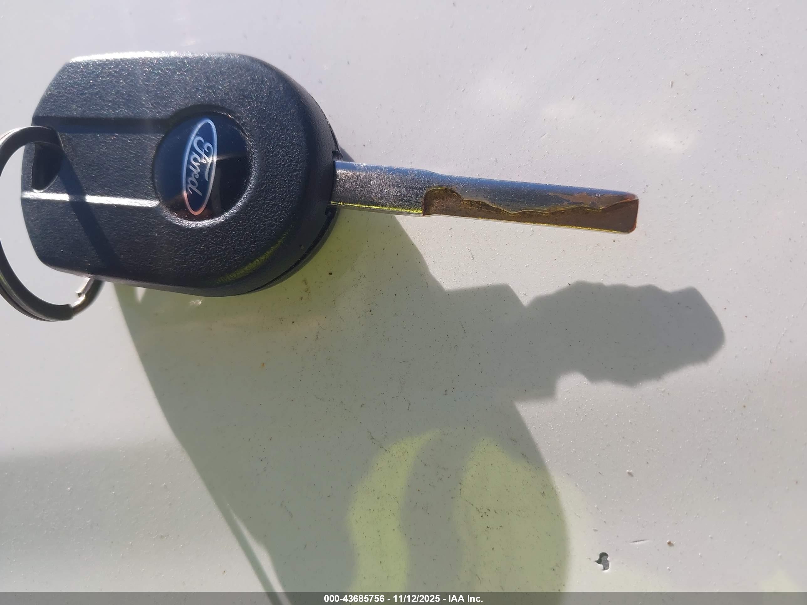 FORD FIESTA image 11