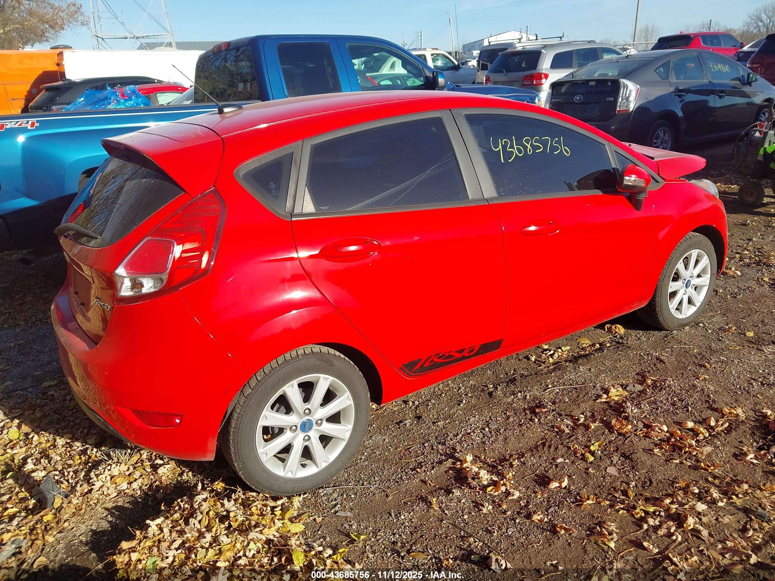 FORD FIESTA image 4