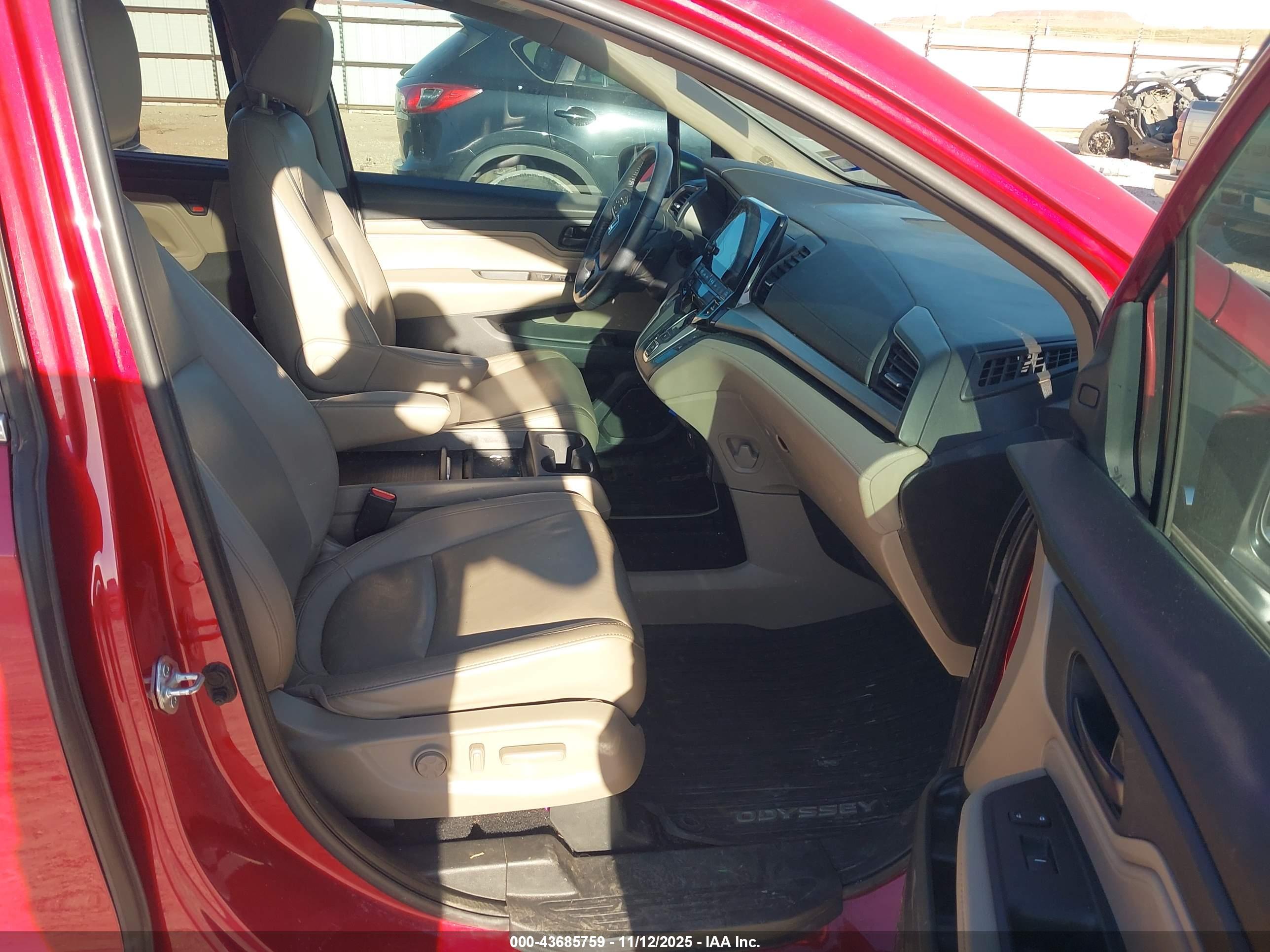 HONDA ODYSSEY image 5