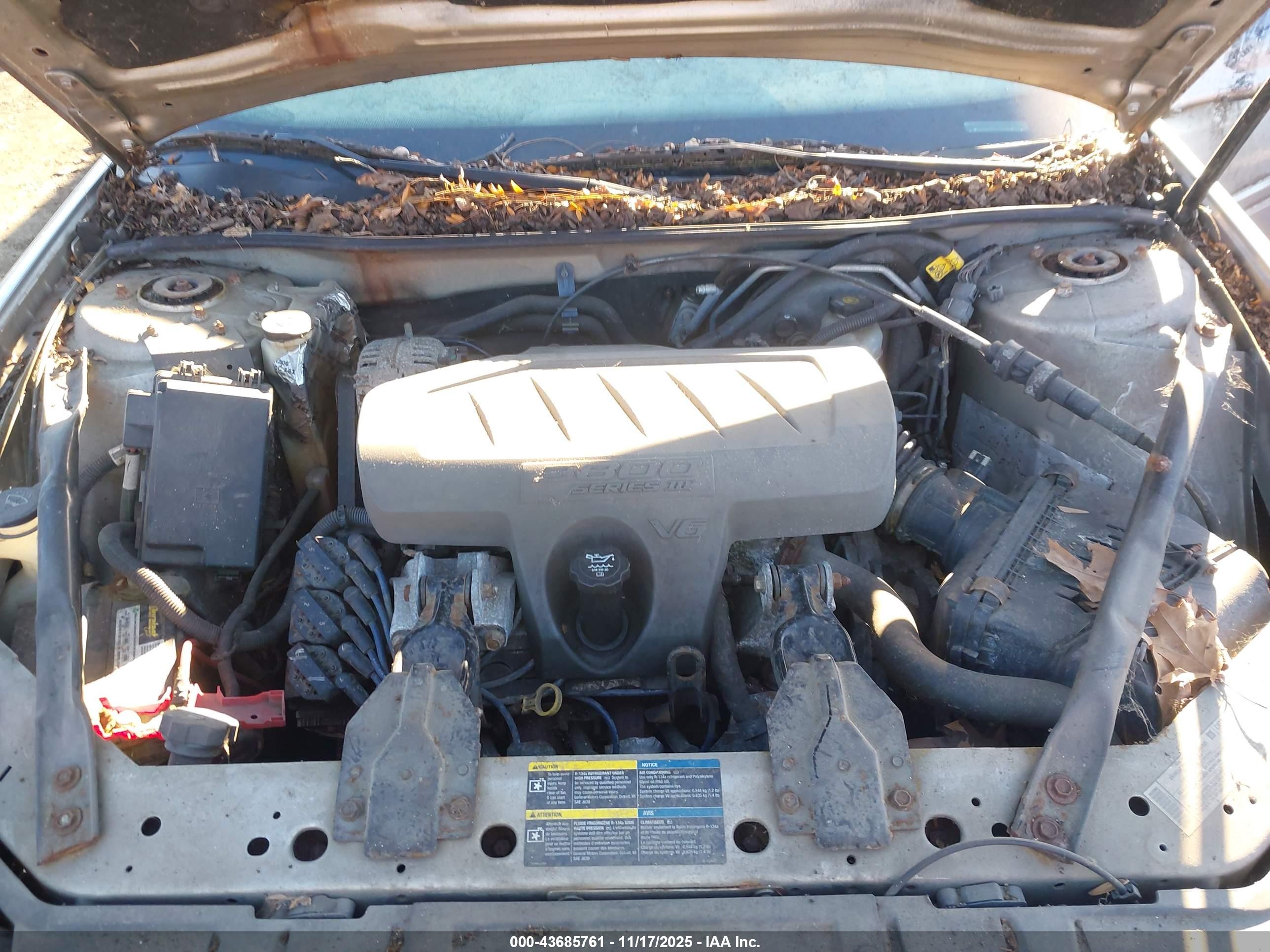 PONTIAC GRAND image 10