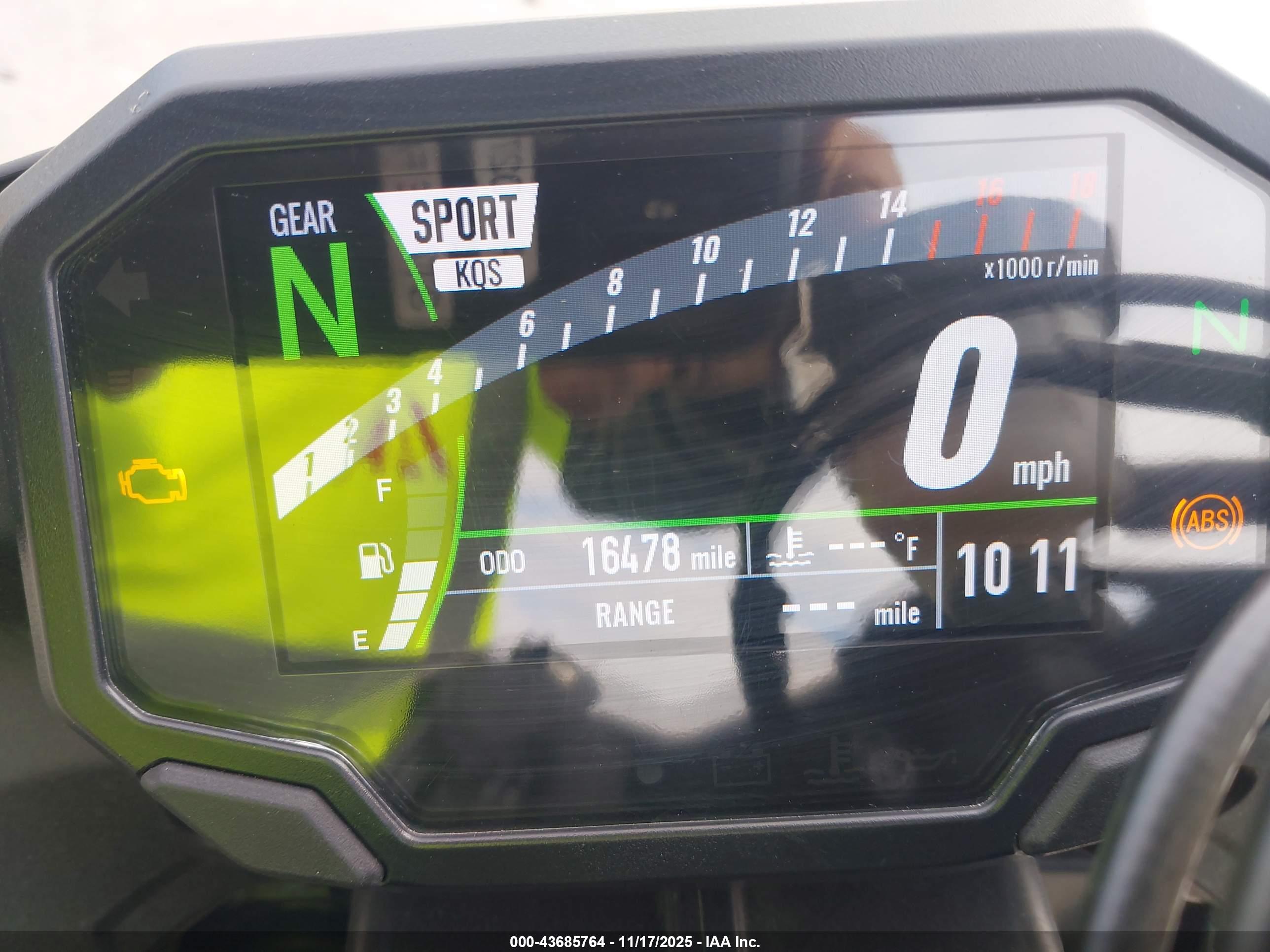 KAWASAKI ZX636 image 7