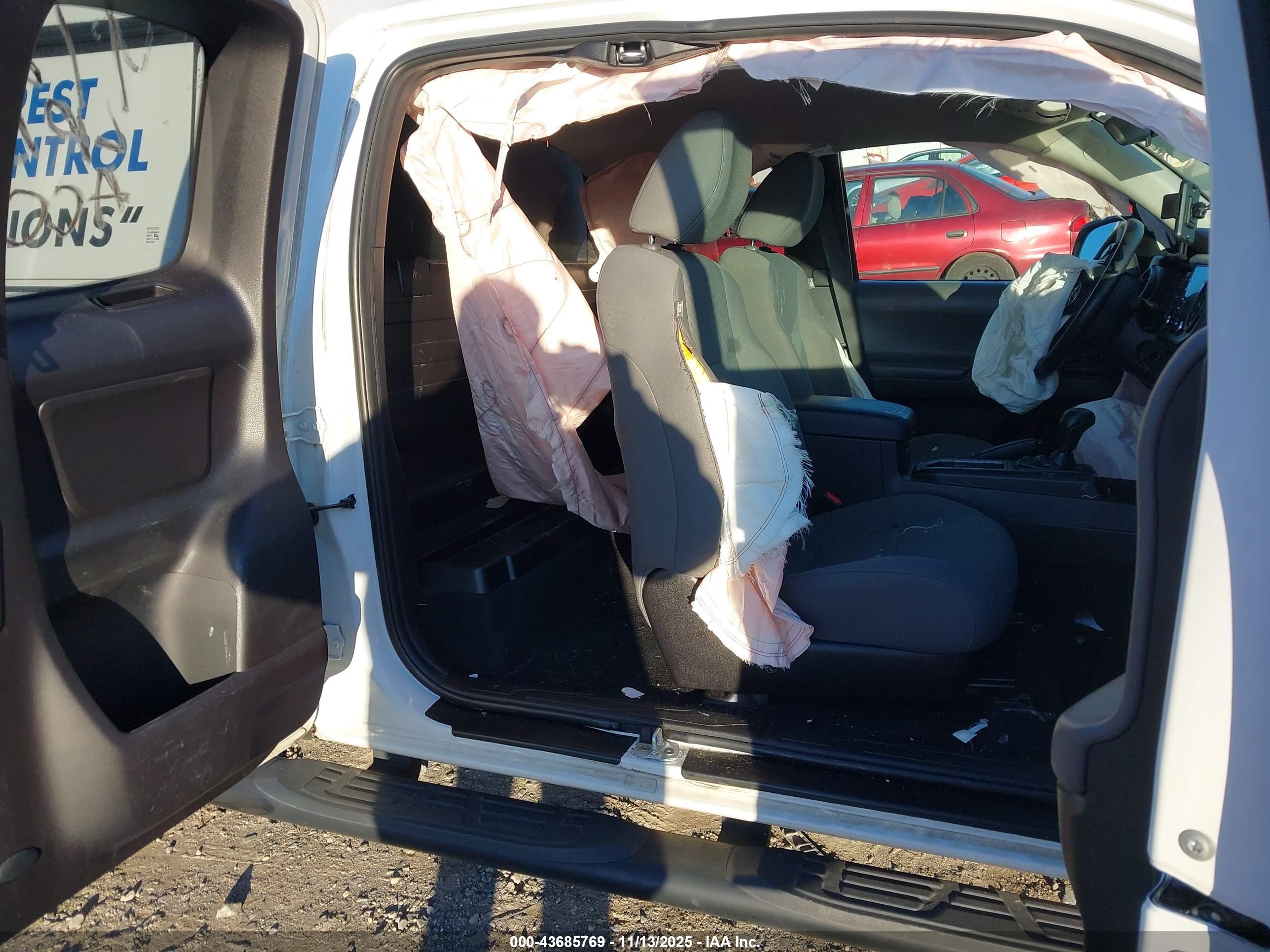 TOYOTA TACOMA image 8