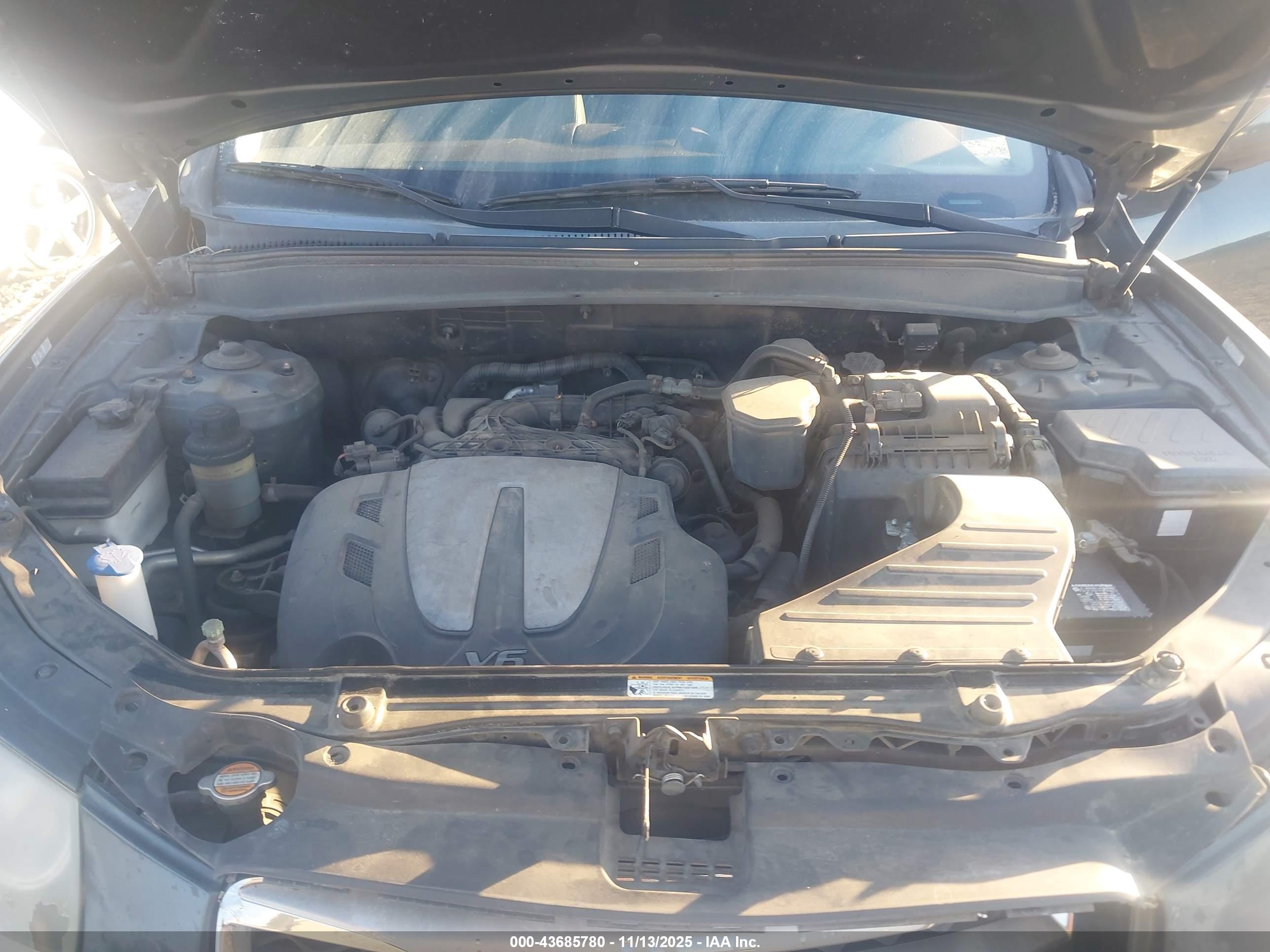 HYUNDAI SANTA image 10