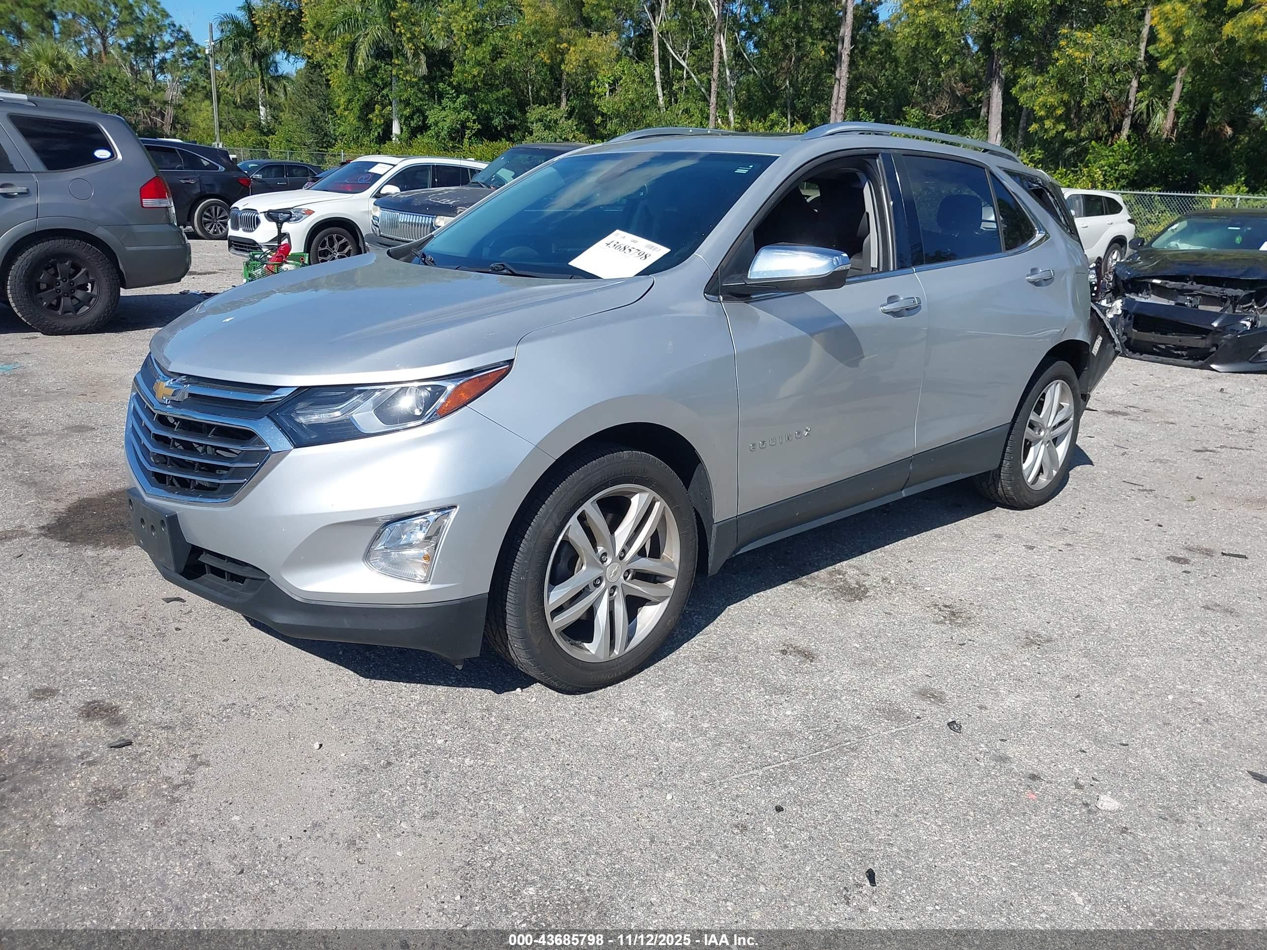 CHEVROLET EQUINOX image 2