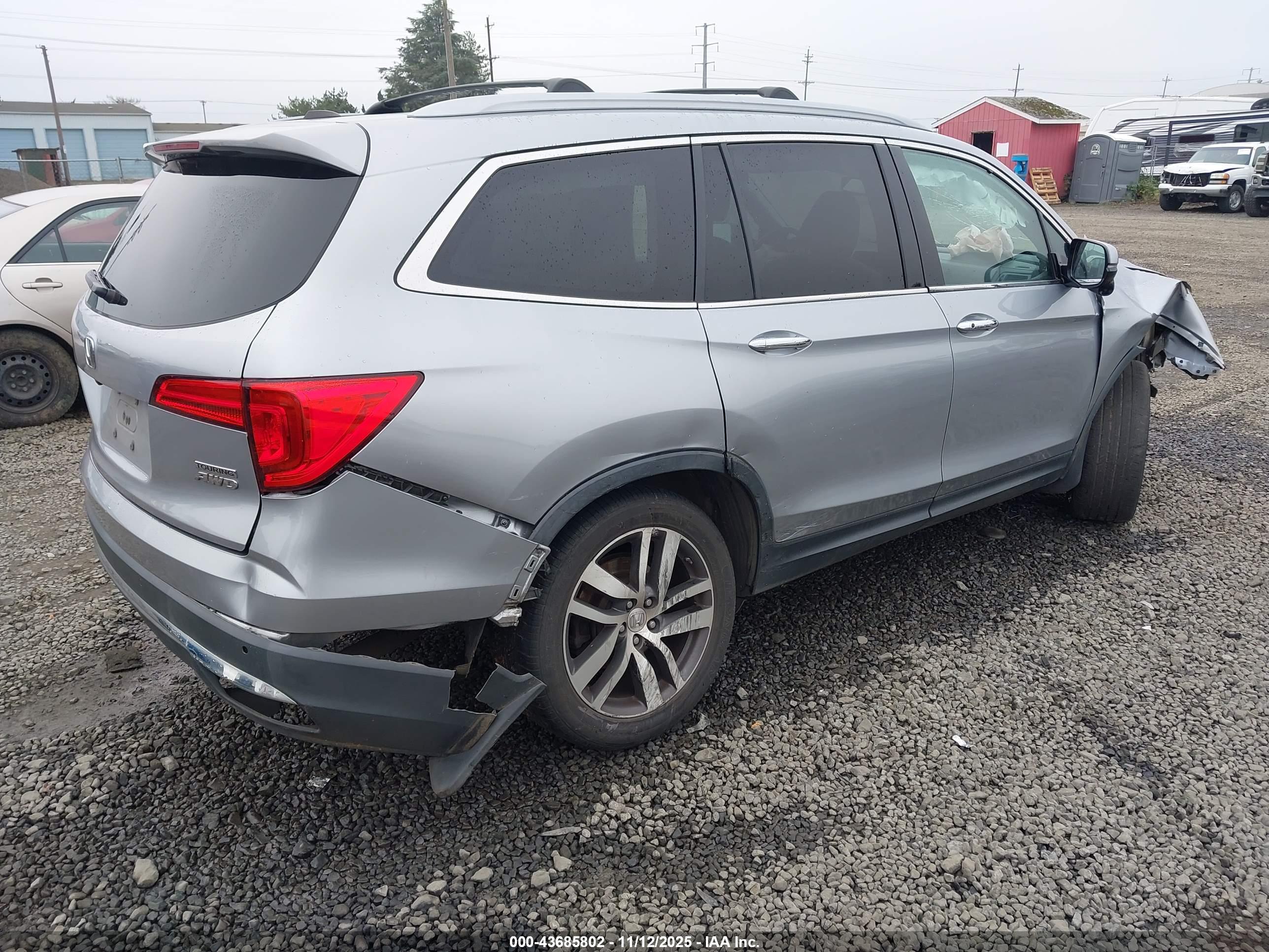 HONDA PILOT image 4