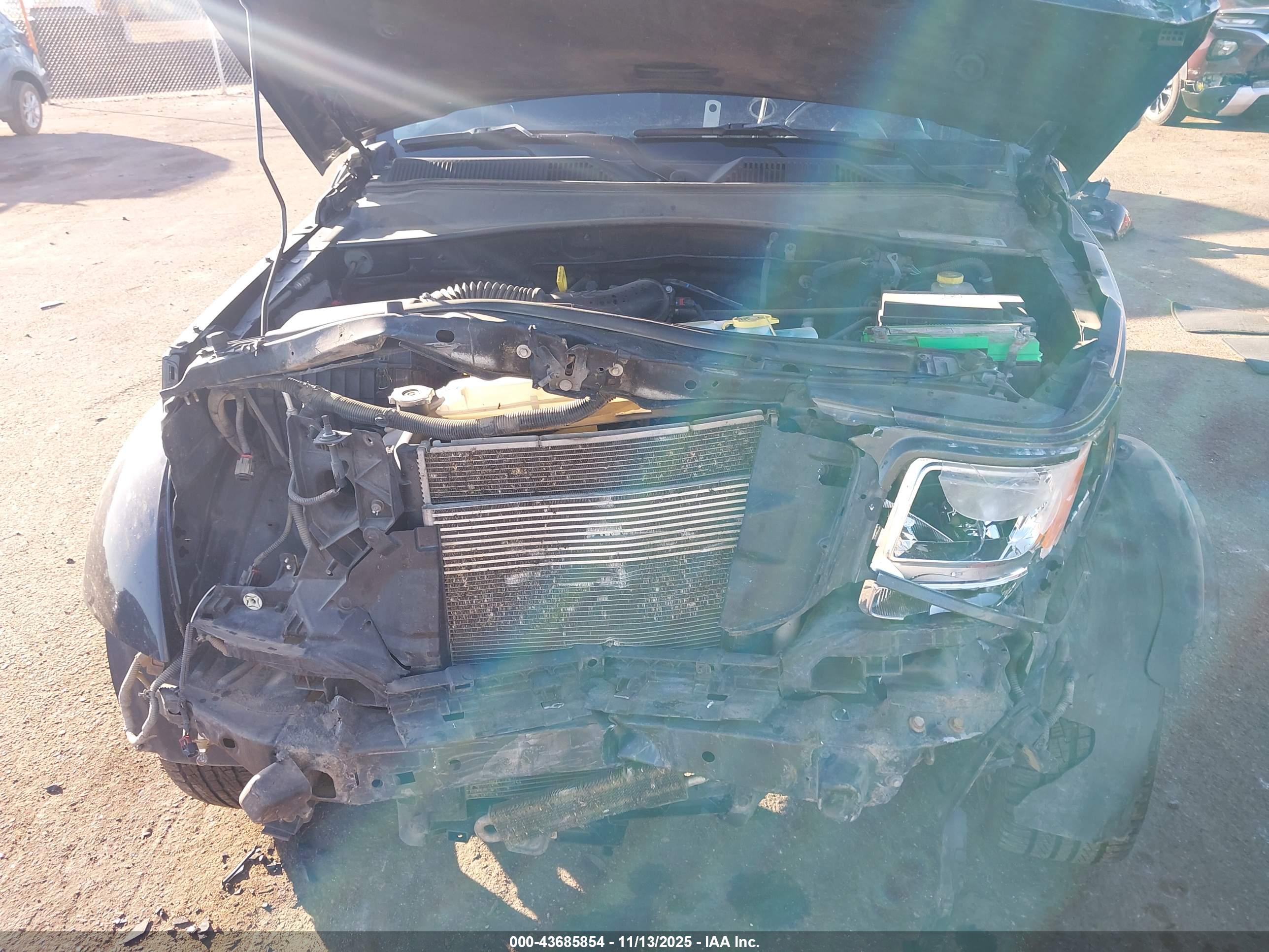 DODGE NITRO image 10