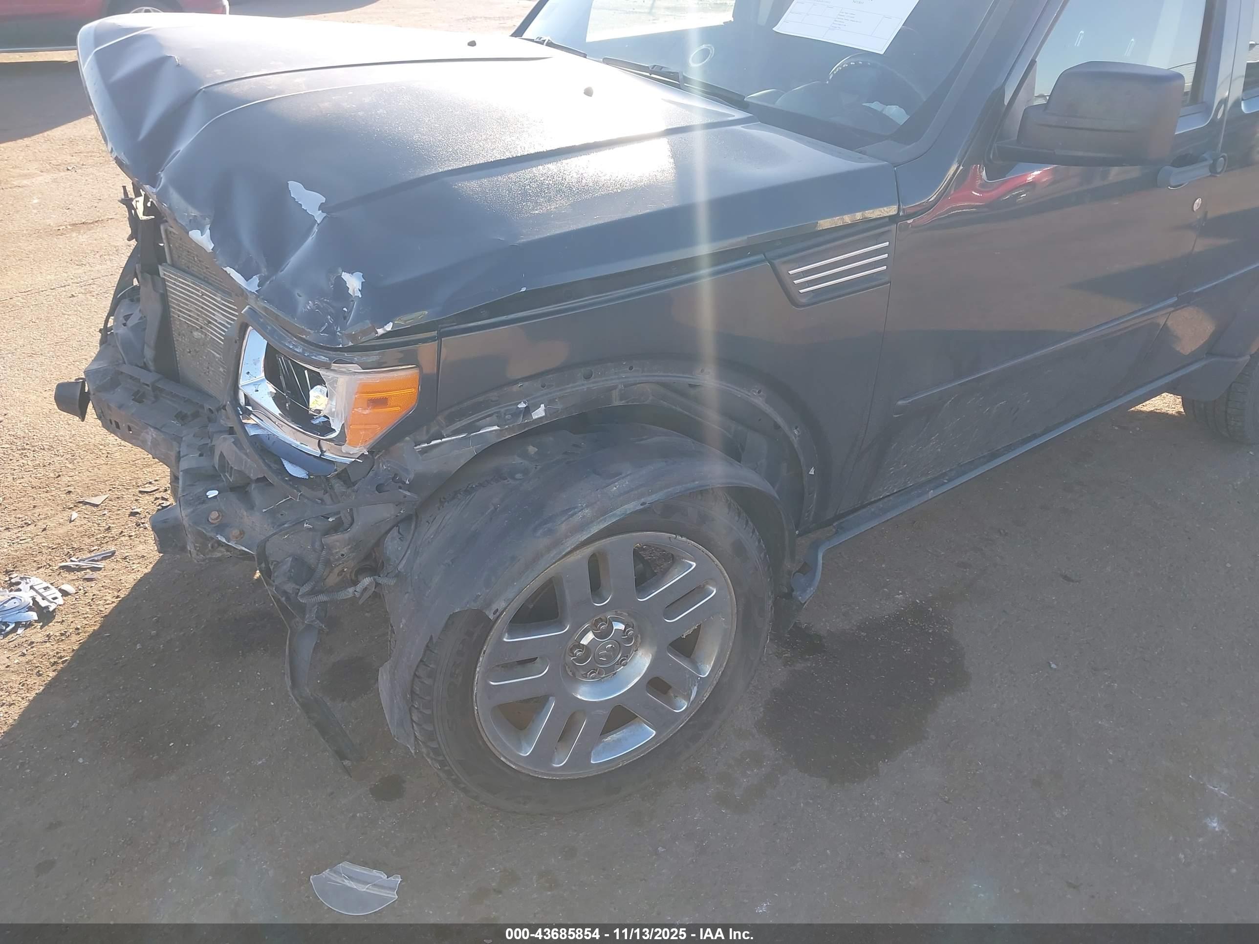 DODGE NITRO image 6