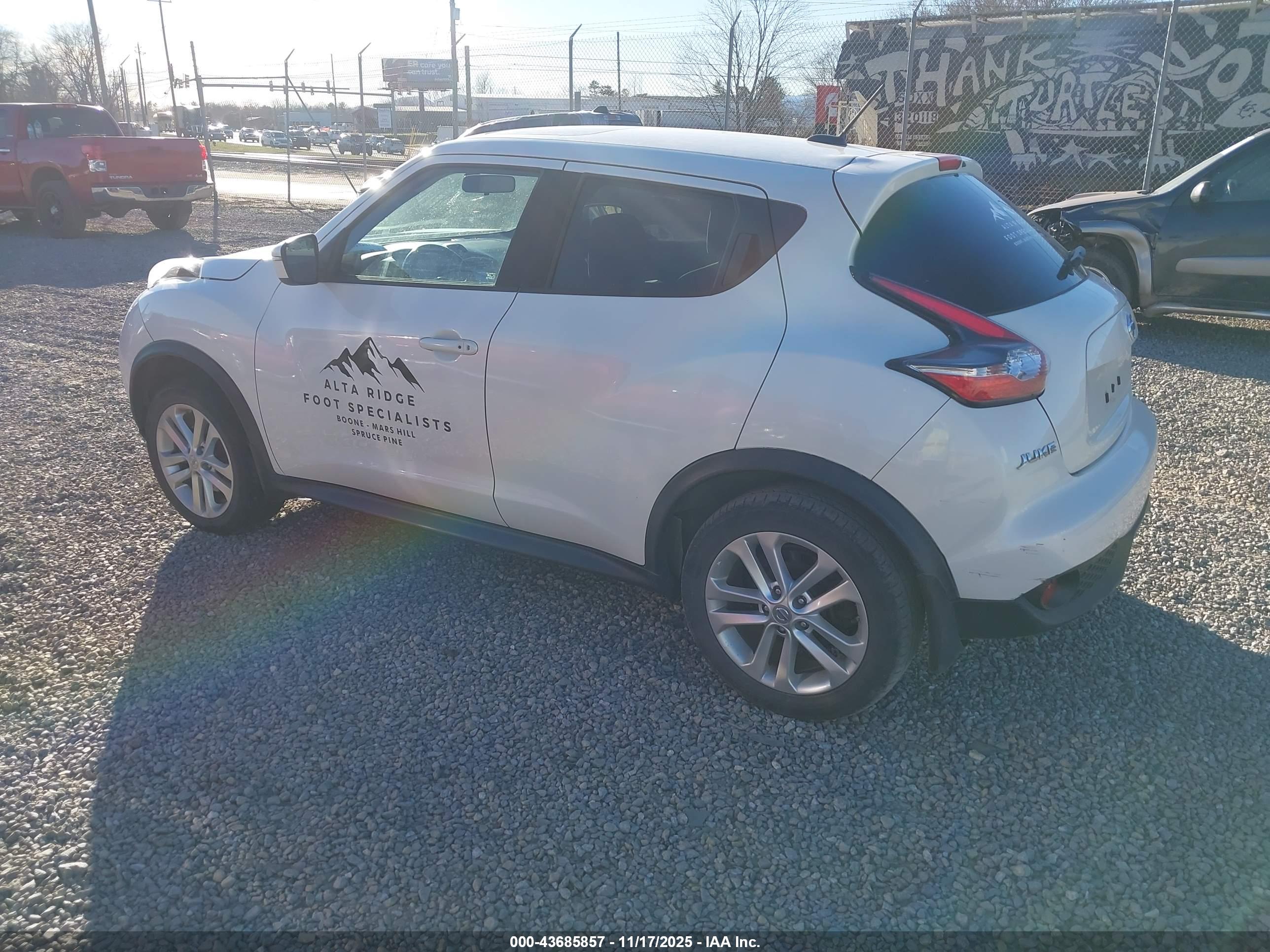 NISSAN JUKE image 3