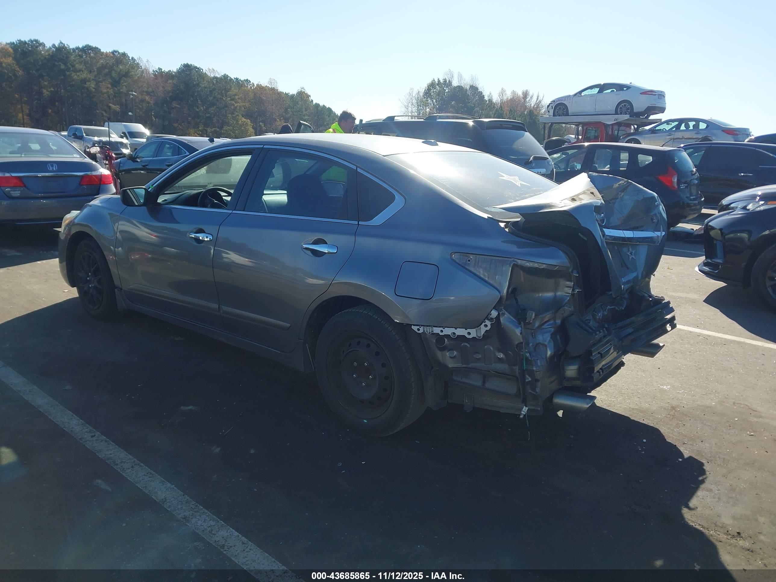 NISSAN ALTIMA image 3