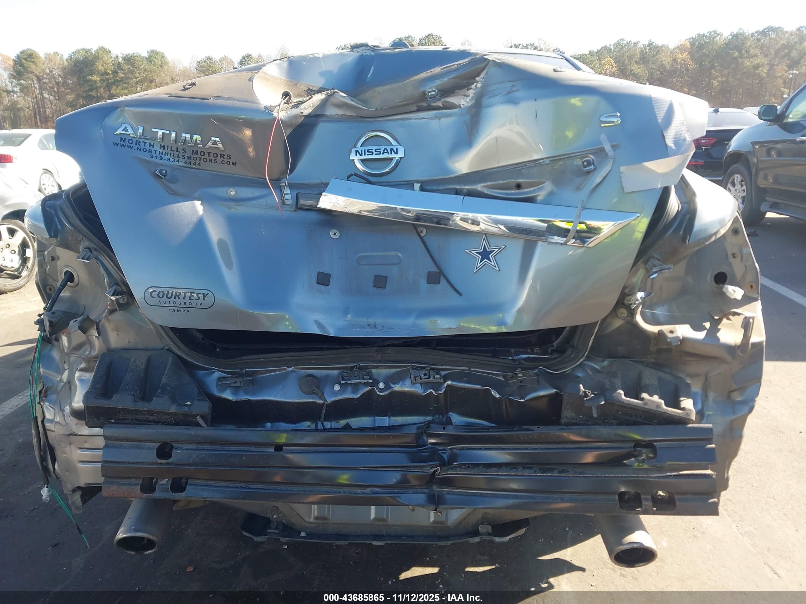 NISSAN ALTIMA image 6