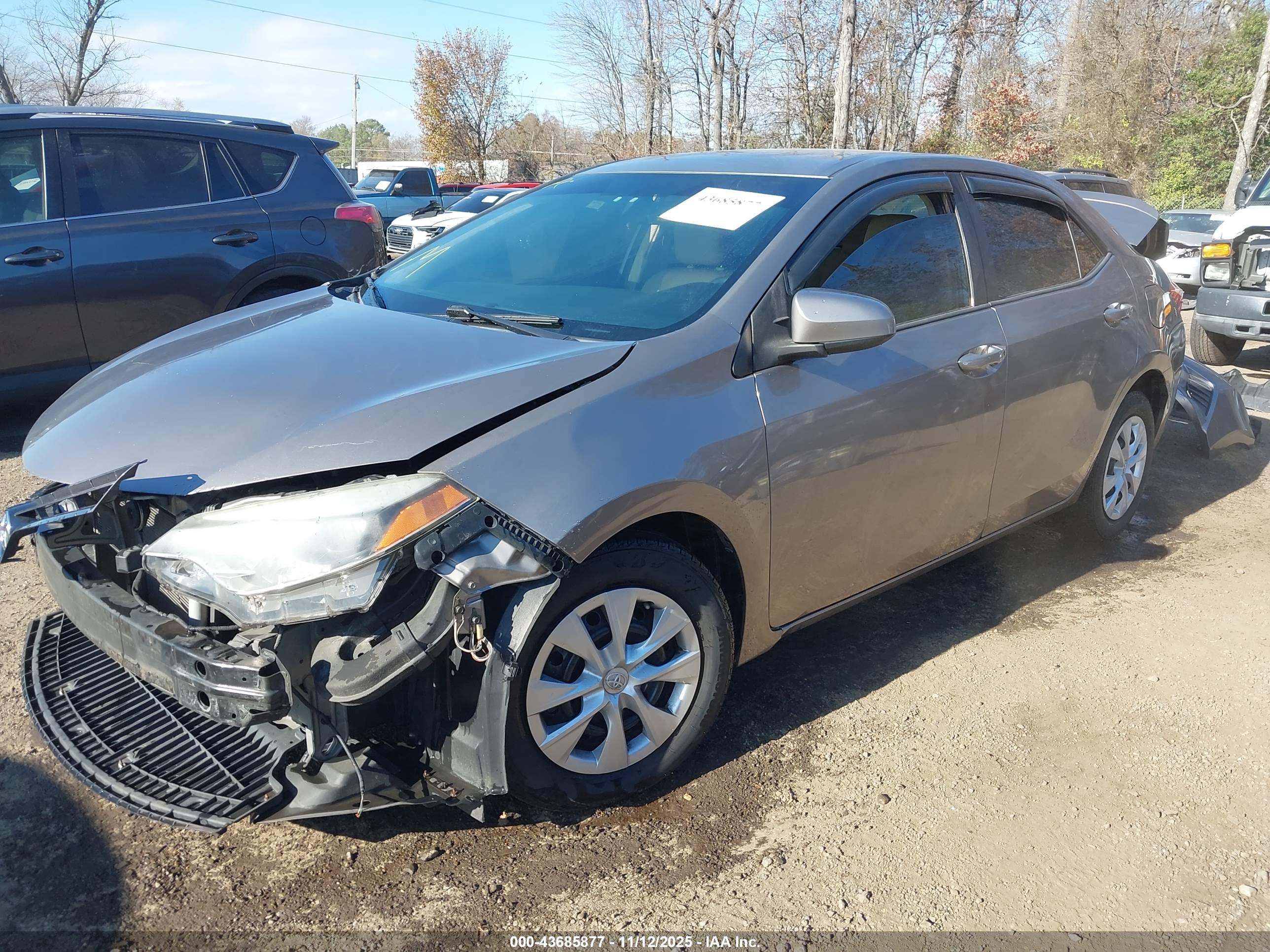 TOYOTA COROLLA image 2