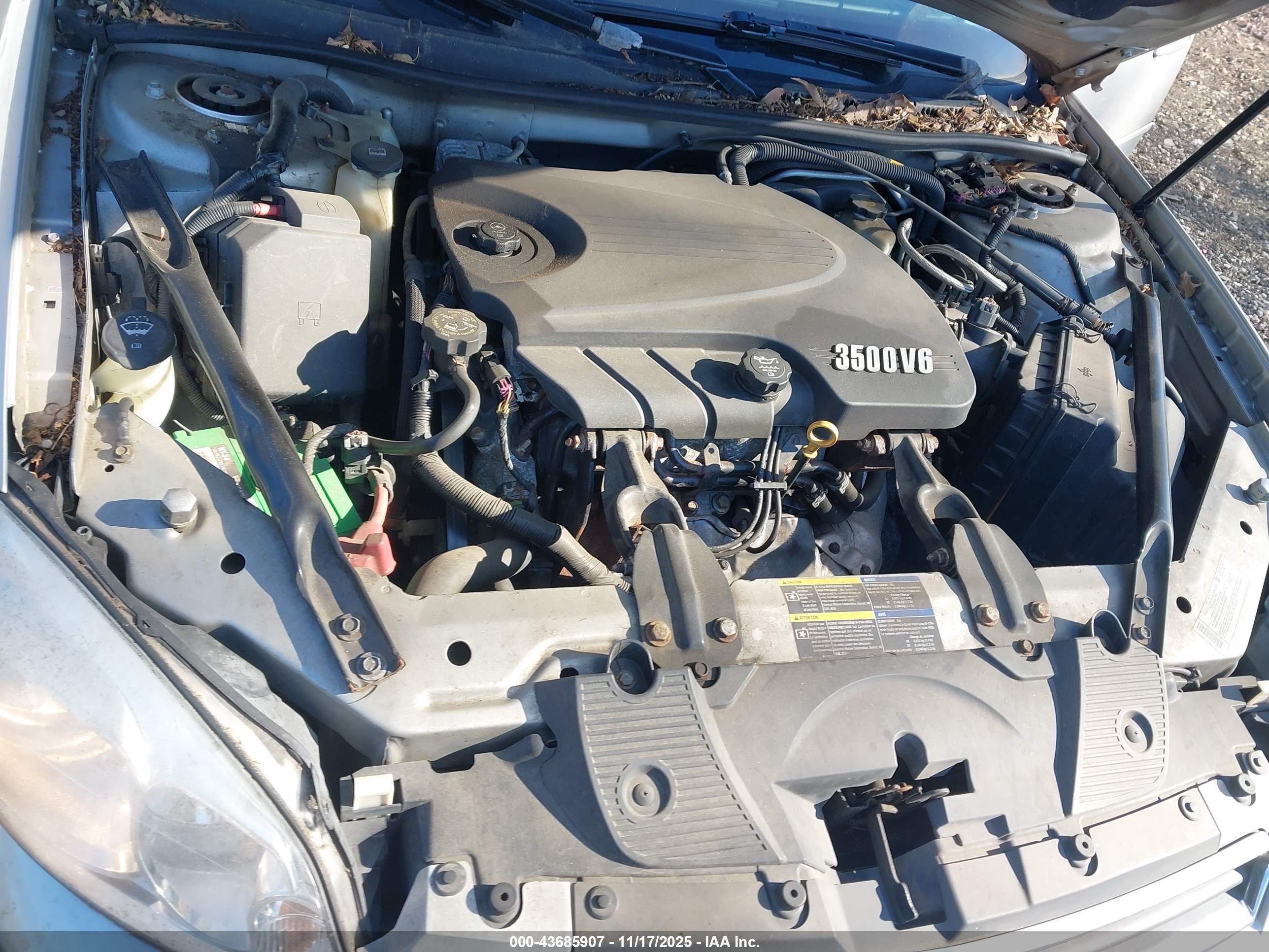 CHEVROLET IMPALA image 10
