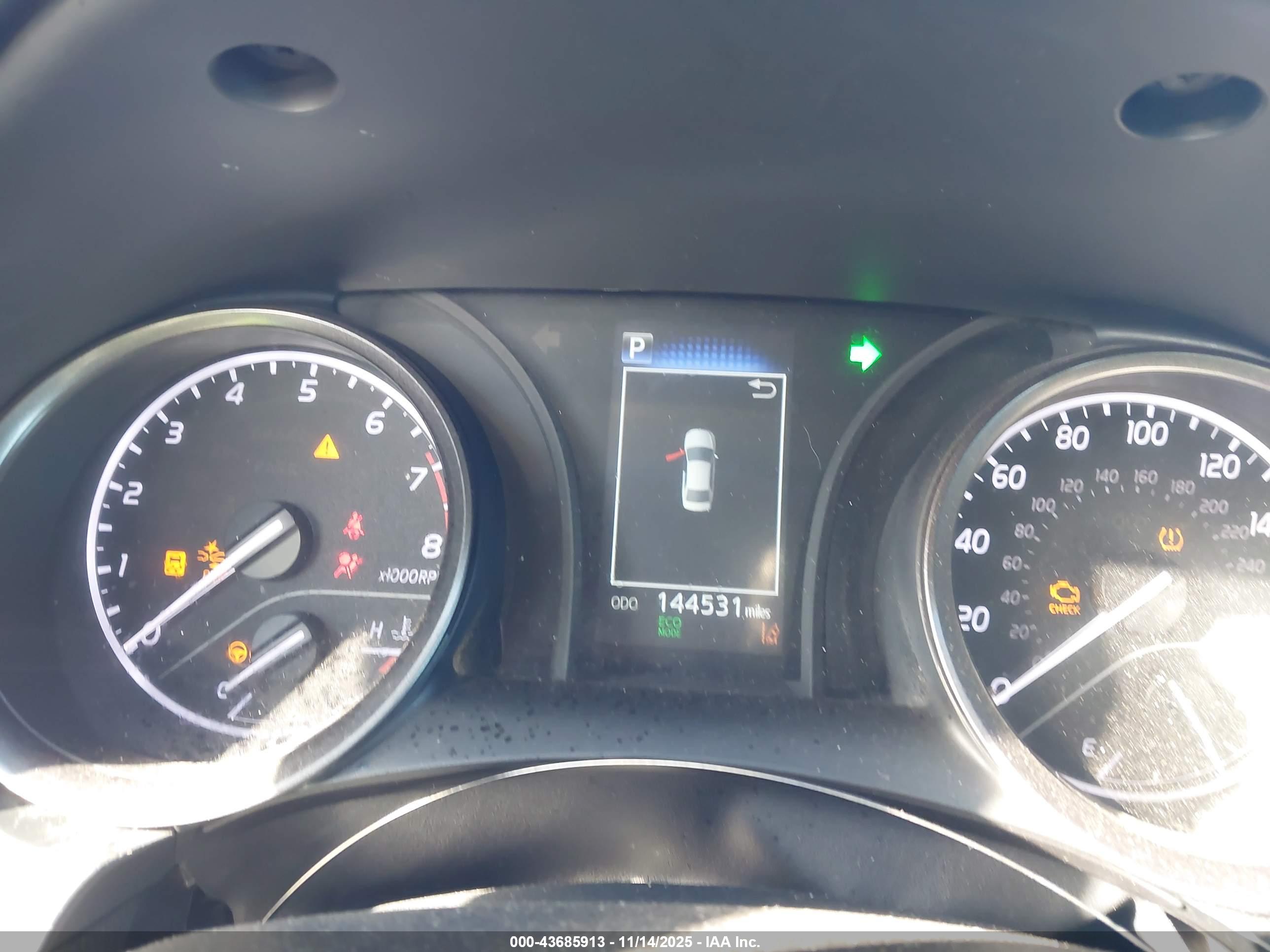 TOYOTA CAMRY image 7
