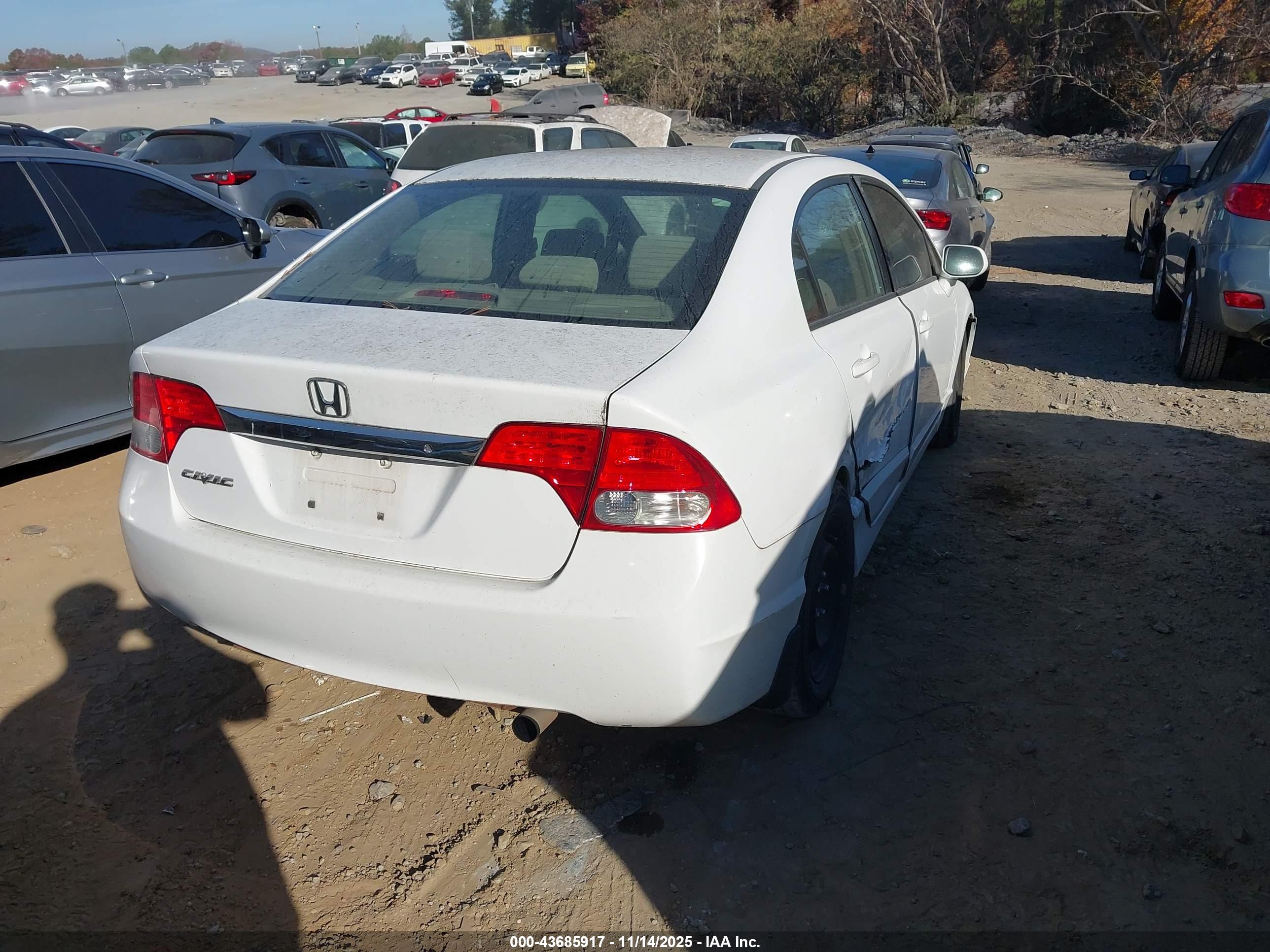 HONDA CIVIC image 4