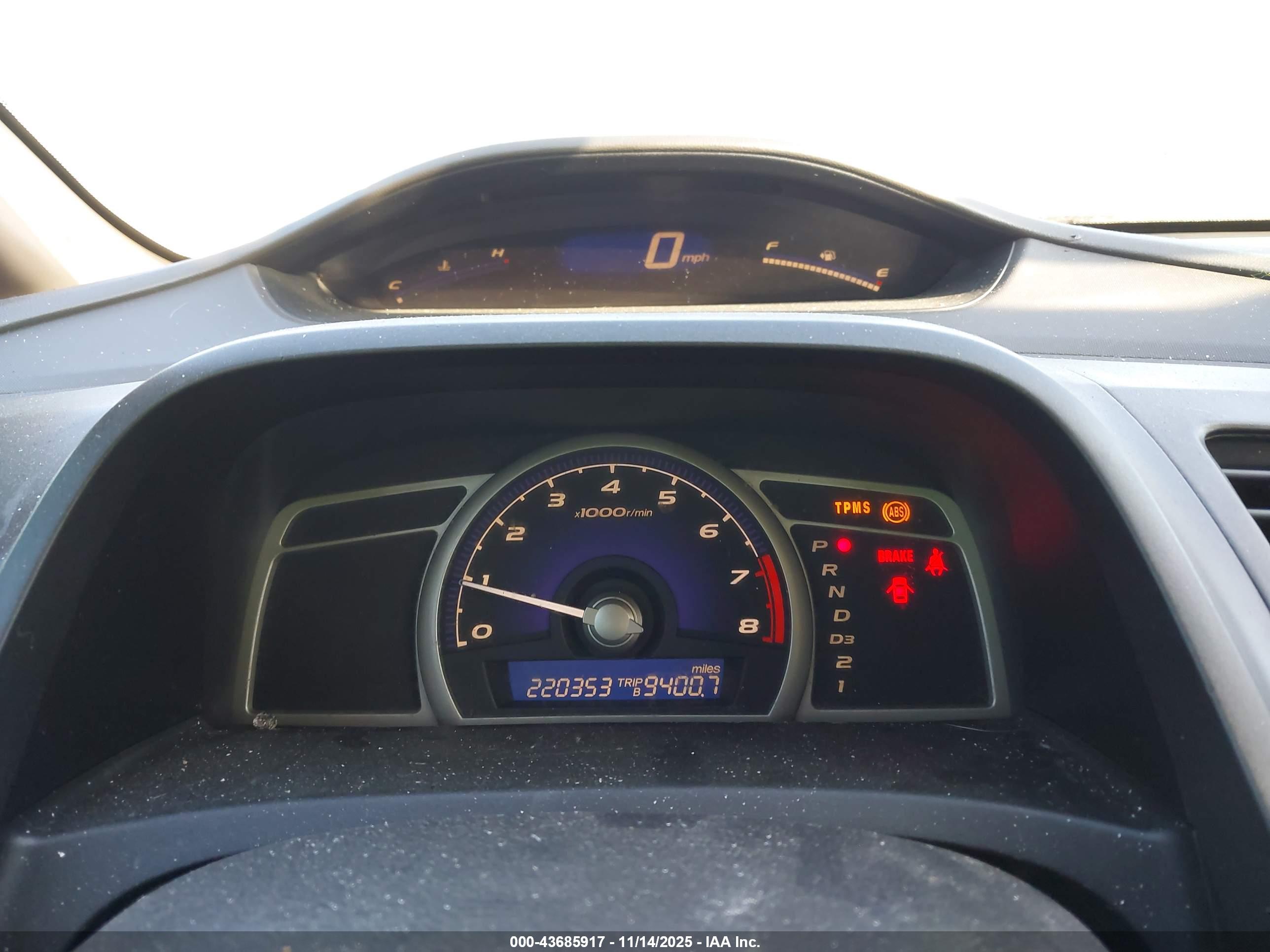 HONDA CIVIC image 7