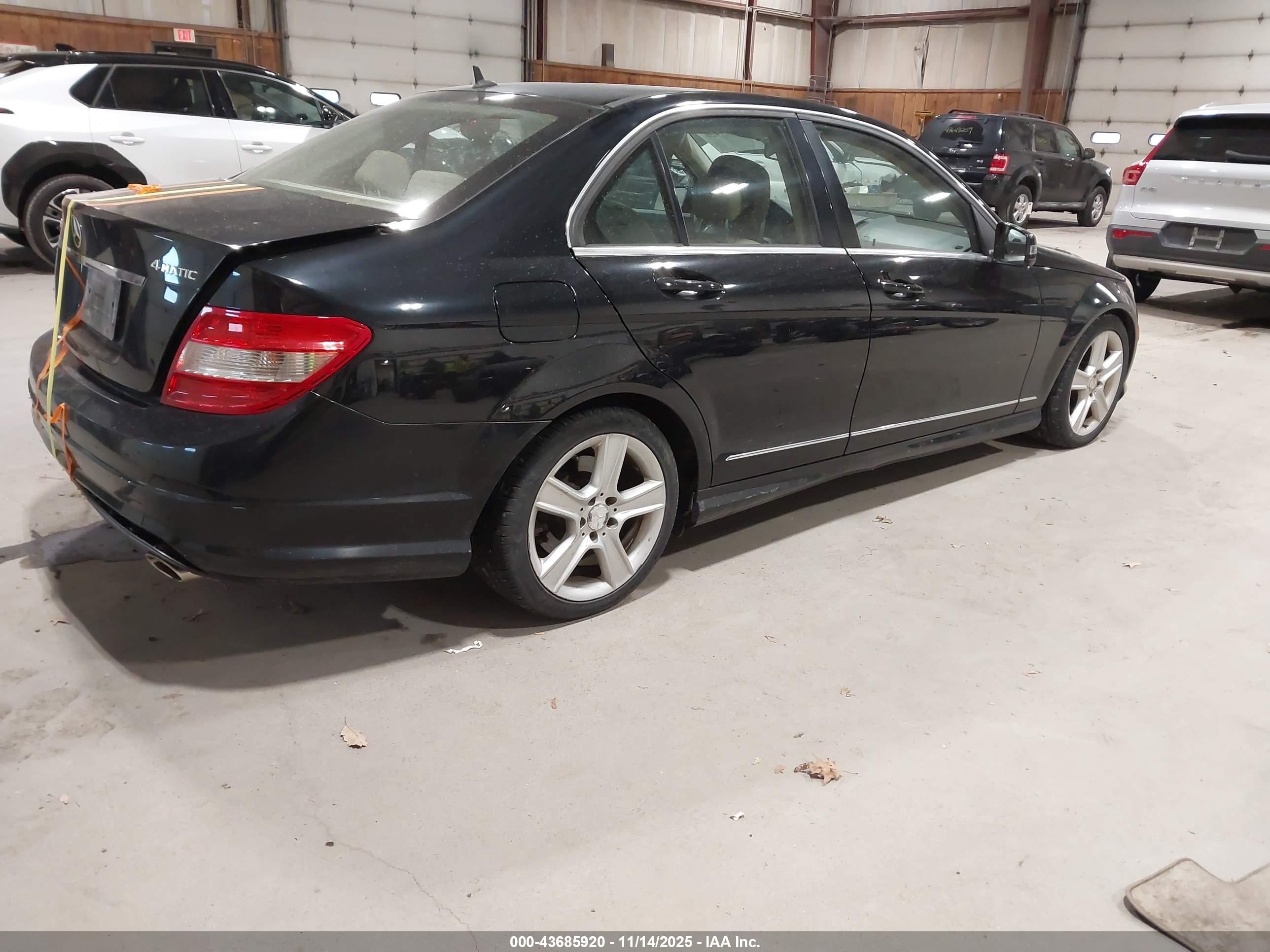 MERCEDES-BENZ C image 4
